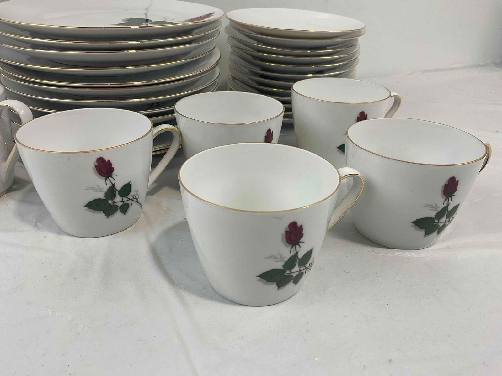 40 pcs Vintage Winterling Bavaria White Porcelain Dish Set w/ Red Rose Pattern. Excellent Cond. - 7