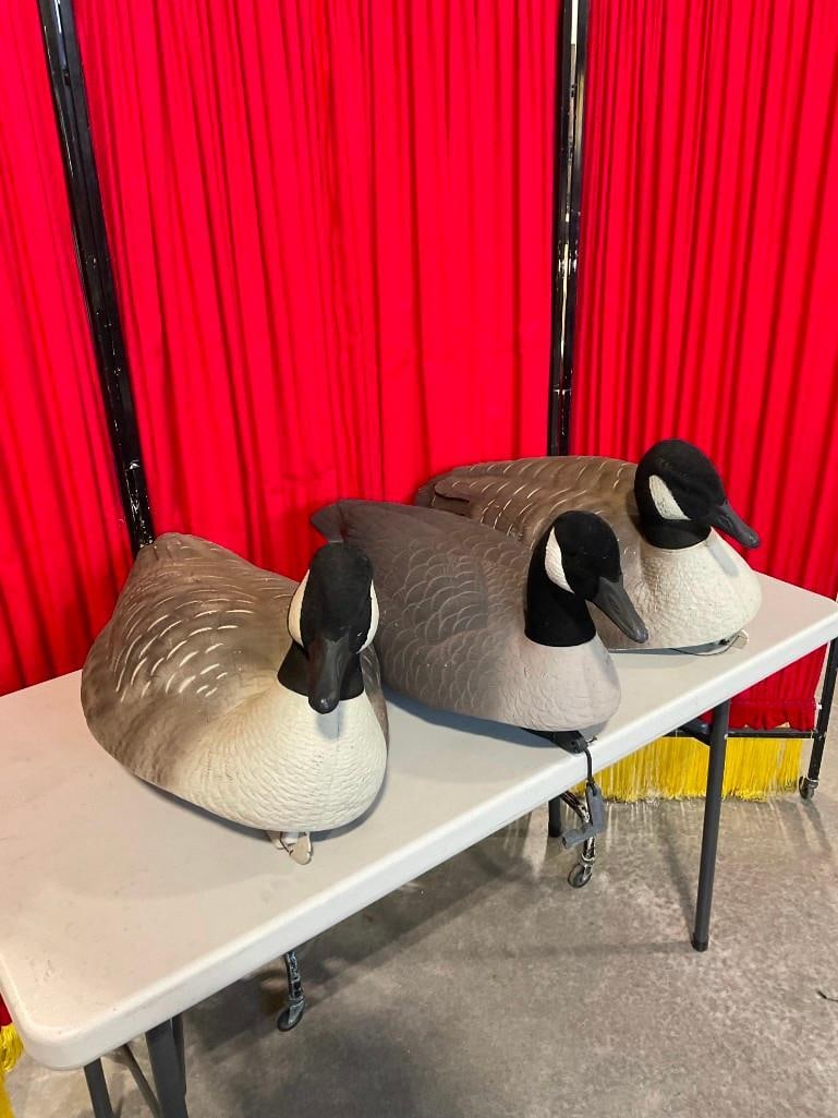 3x Goose Decoy Floats with Faux Down Felt Necks. Inc Greenhead Gear & Higdon Brands - 3