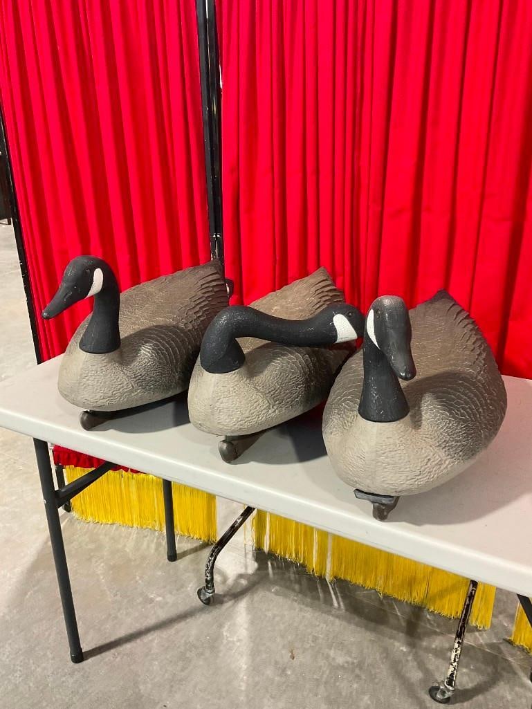 3x G & H Brand Goose Decoy Floats w/ Posable Necks. Fair Condition.: Approximately 23" x 24" x 20" altogether. Items are in fair condition with only minor wear. V-5600 *Oversized shipping may apply* 