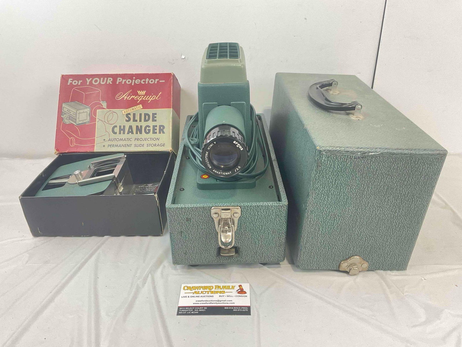 Vintage Argus 300 Slide Projector & Airequipt Slide Changer. Tested, Works. Excellent Condition. (1 of 7)