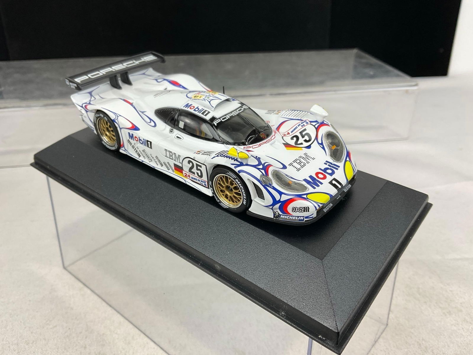 IXO Models 1/43 Scale Diecast Cars, 1998 Porsche 911 GT1 LM24H & 2005 Aston Martin DBR9 Sebring 12H - 7