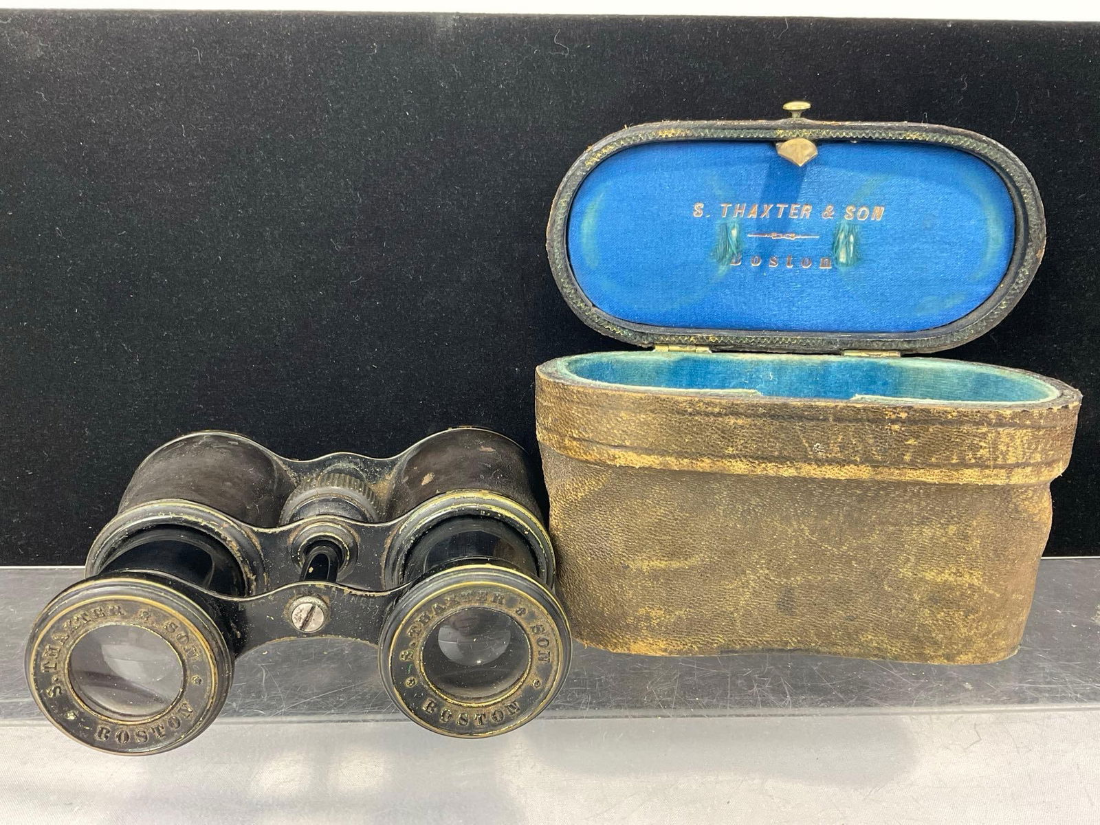 Early 20th Century S. Thaxter & Son Boston Opera Glasses w/ Leather Case, w/blue velvet inside - 2