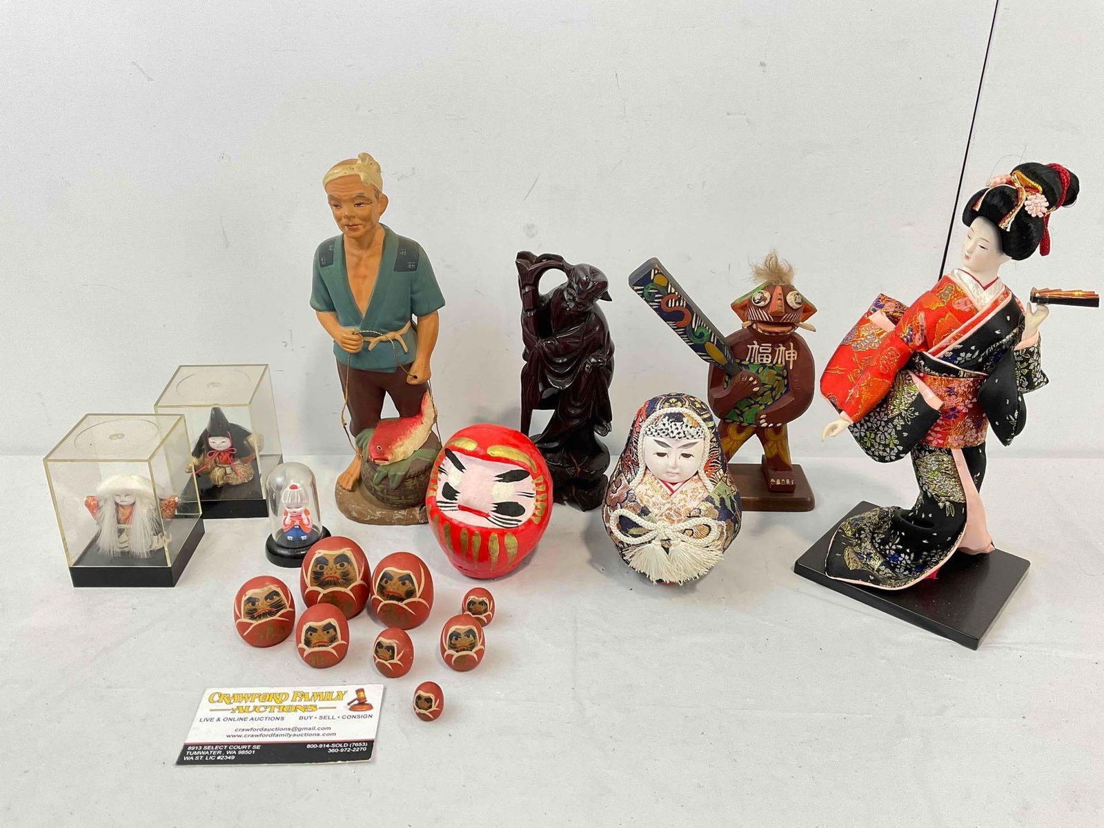 17 pcs Vintage Japanese Souvenirs, incl. Geisha Doll, Wooden Daruma Figurines & More! See pics.: 17 pcs Vintage Japanese Souvenirs, incl. Geisha Doll, Wooden Daruma Figurines & More! Mix of porcelain, fabric, wood and acrylic. Minor wear indicative of age, otherwise in very good. Fit in bag