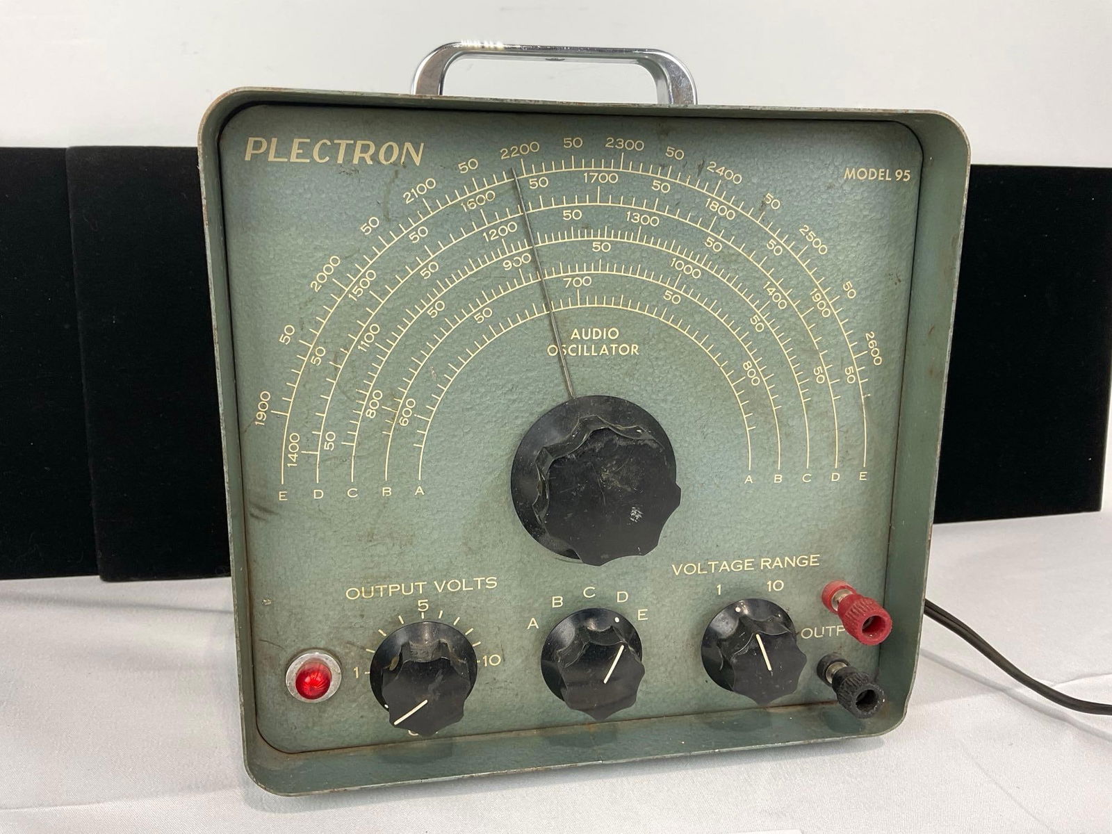 Vintage Plectron Audio Oscillator model 95, Air Raid Siren, Fire Siren or other Emergency alarm - 2