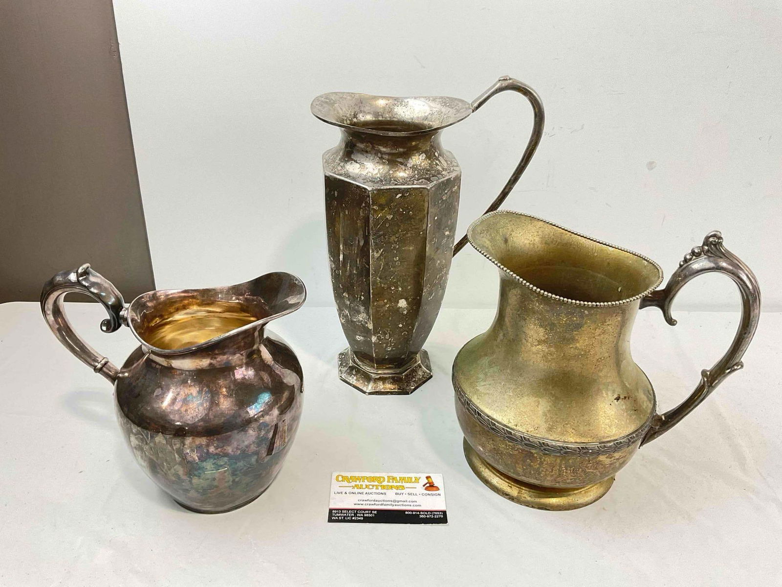3 pcs Vintage Silver Plated Water Pitchers, incl. Two's Company & Wallace Bros. See pics. (1 of 7)