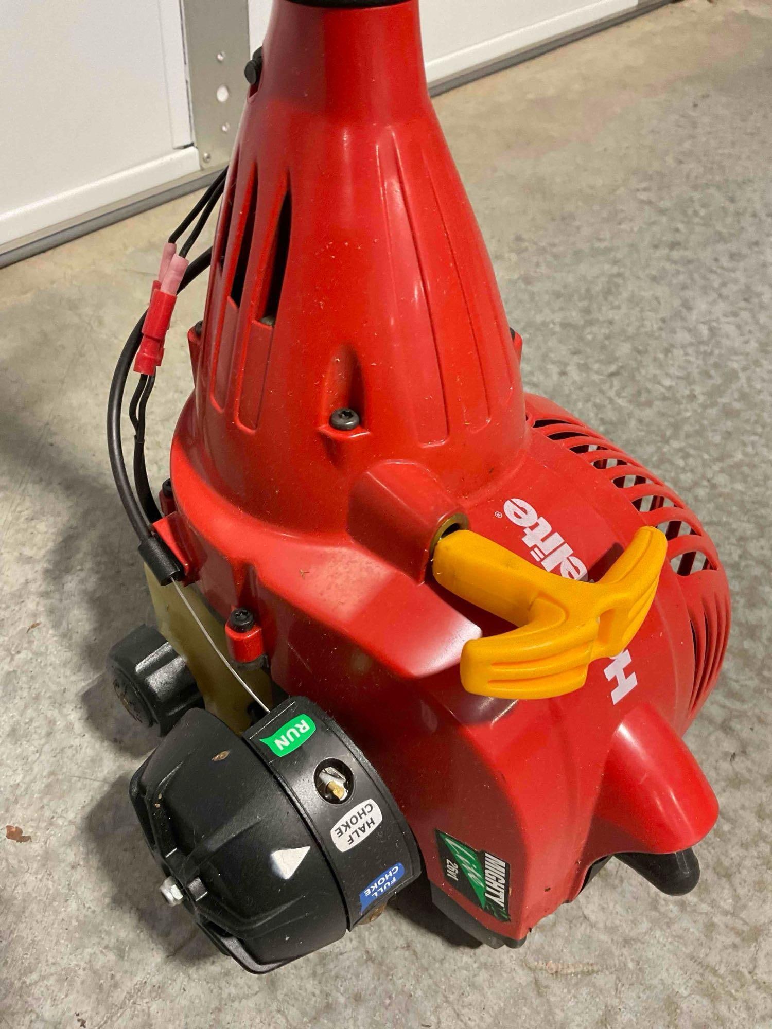 Homelite Mighty Lite 26VT Gas Powered Weed Eater. Untested, Working Last Season. See pics. - 5