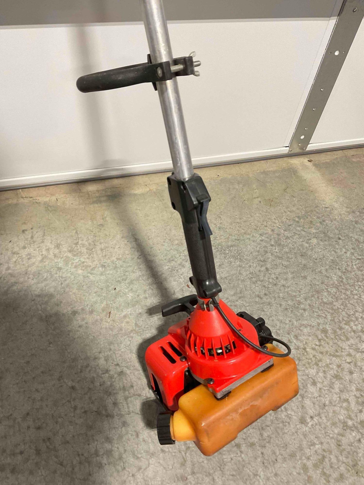 Homelite Bandit Sx-135 String Trimmer Weed Whacker. Untested, Working Last Season. See pics. - 7