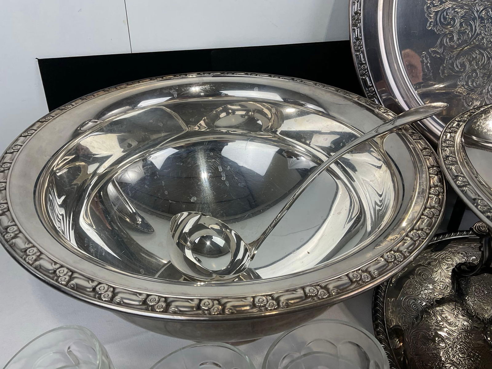 Oneida & Intl. Silver Co. Silver Plate Chafing Dish w/burner, Serving Plate, Punch Bowl w/12 cups - 3