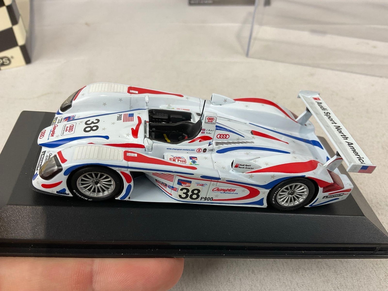 2 Minichamps 1/43 Scale Diecast Cars, Audi R8 2001 & 2007 Porsche RS Spyder - 4
