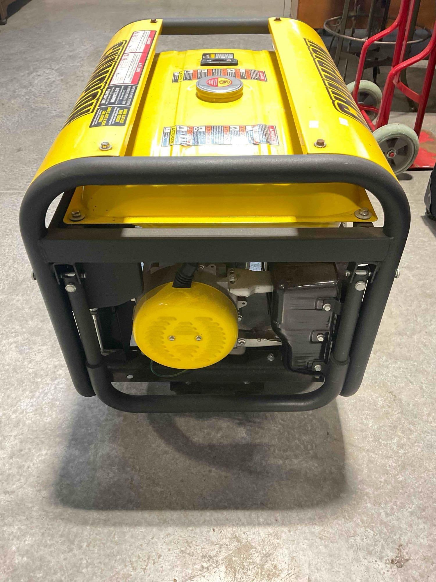 Champion Power Equipment 7000 Watt Heavy Duty Generator Model 41311. Excellent Condition. - 3