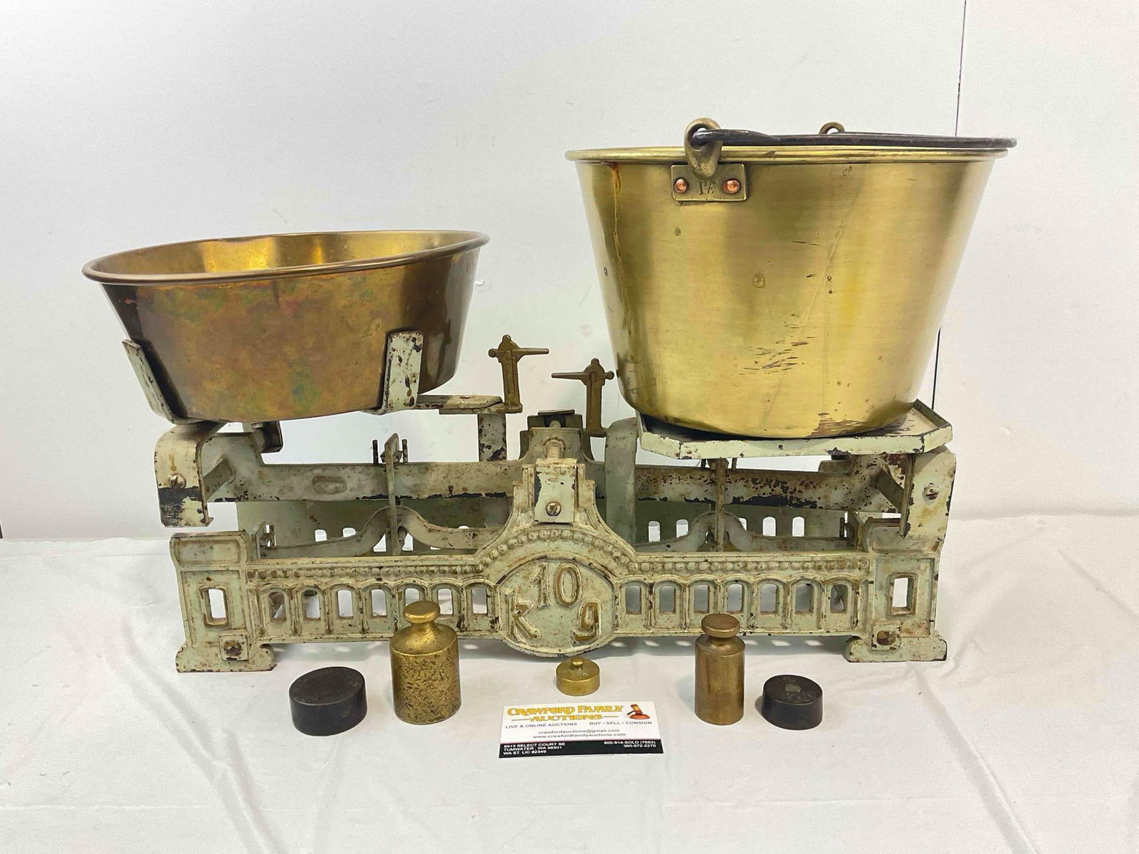 Lovely Antique Sage Green Painted Cast Iron 10Kg Balance Scale w/ Weights. Very Good Condition.: Lovely Antique Sage Green Painted Cast Iron 10Kg Balance Scale w/ Weights. Very Good Condition. Minor wear indicative of age and use, condition is otherwise very good. Could be French? Beautiful