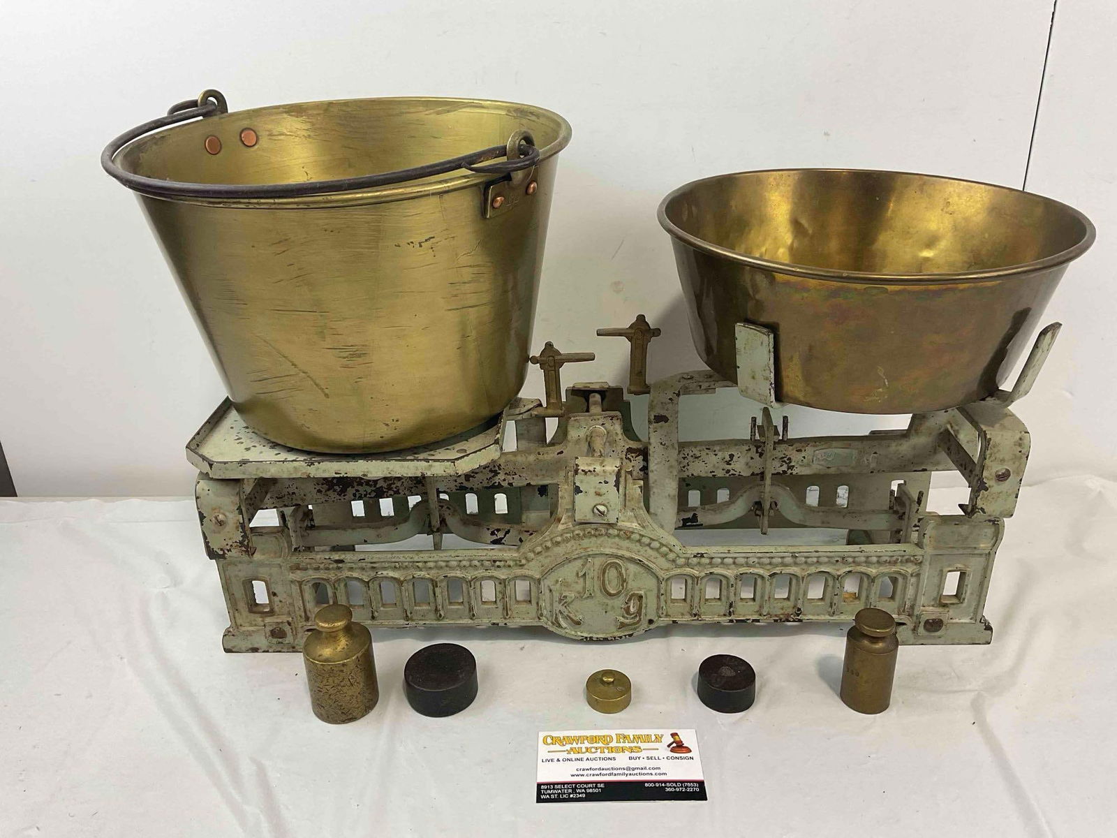 Lovely Antique Sage Green Painted Cast Iron 10Kg Balance Scale w/ Weights. Very Good Condition. - 7