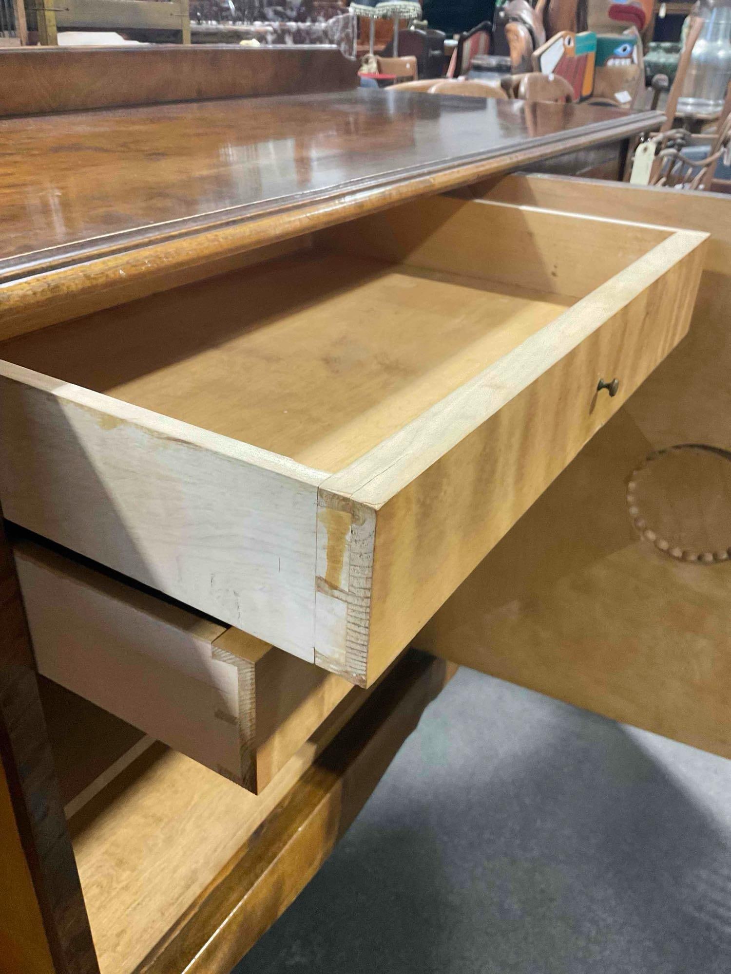 Gorgeous Burl Wood Sideboard Credenza w/ Sunburst Marquetry Motif. Excellent Condition. - 7