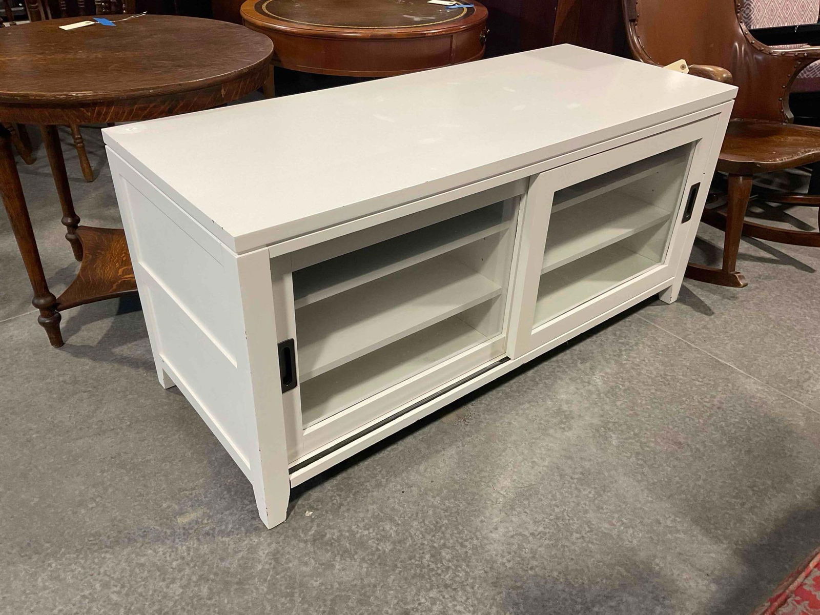 White Painted Wood Media Console Table w/ Sliding Glass Doors & Adjustable Shelves. See pics. - 2