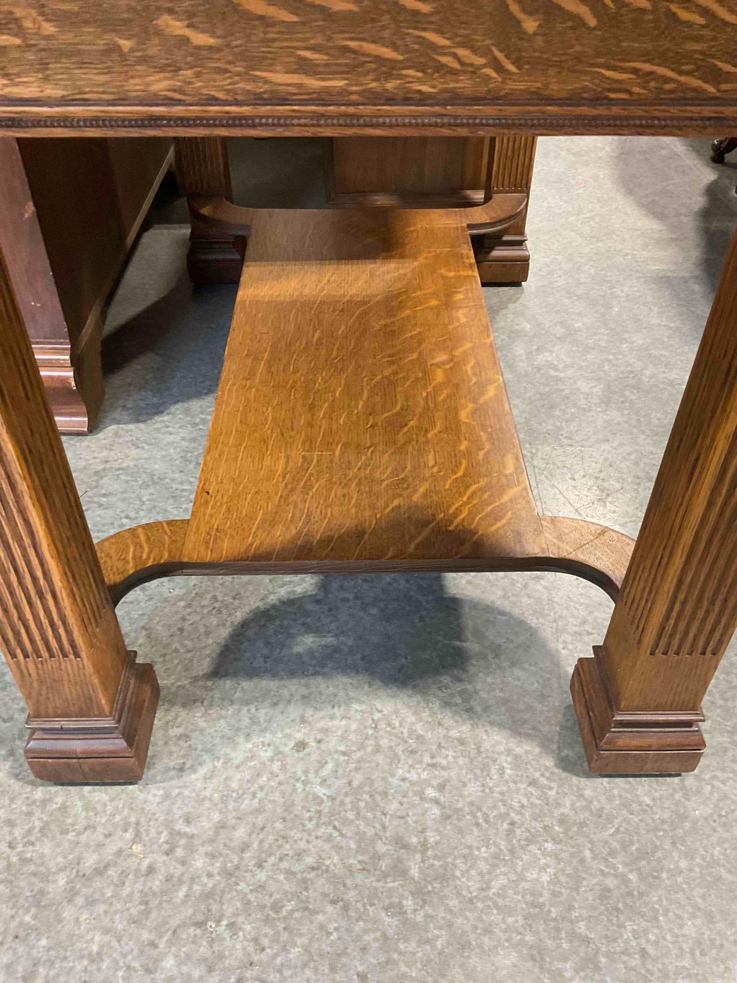 Gorgeous Vintage? Hale & Kilburn Oak Wood Library Table w/ Drawer & Lovely Grain. Excellent Cond. - 3