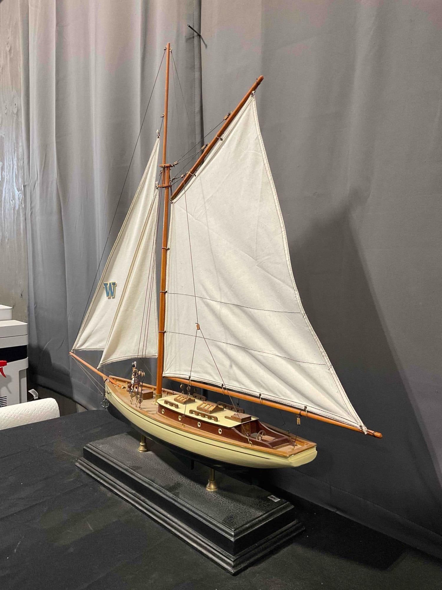 Vintage Authentic Models 1930s Classic Yacht Model Sailboat. Excellent Condition. See pics. - 3