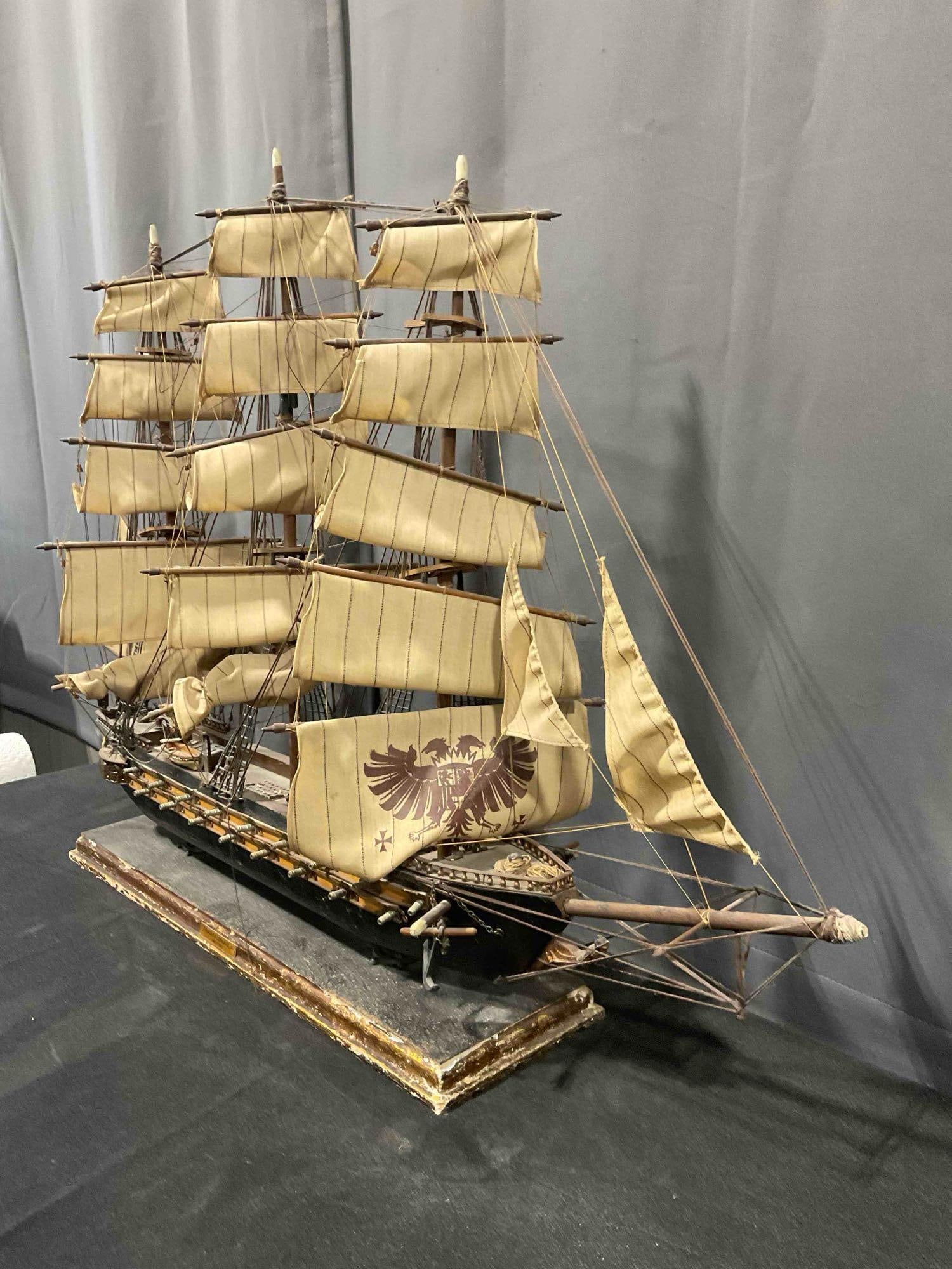 Vintage Spanish Frigate Fragata Espanola Wooden Model Ship on Stand. Very Good Condition. - 3