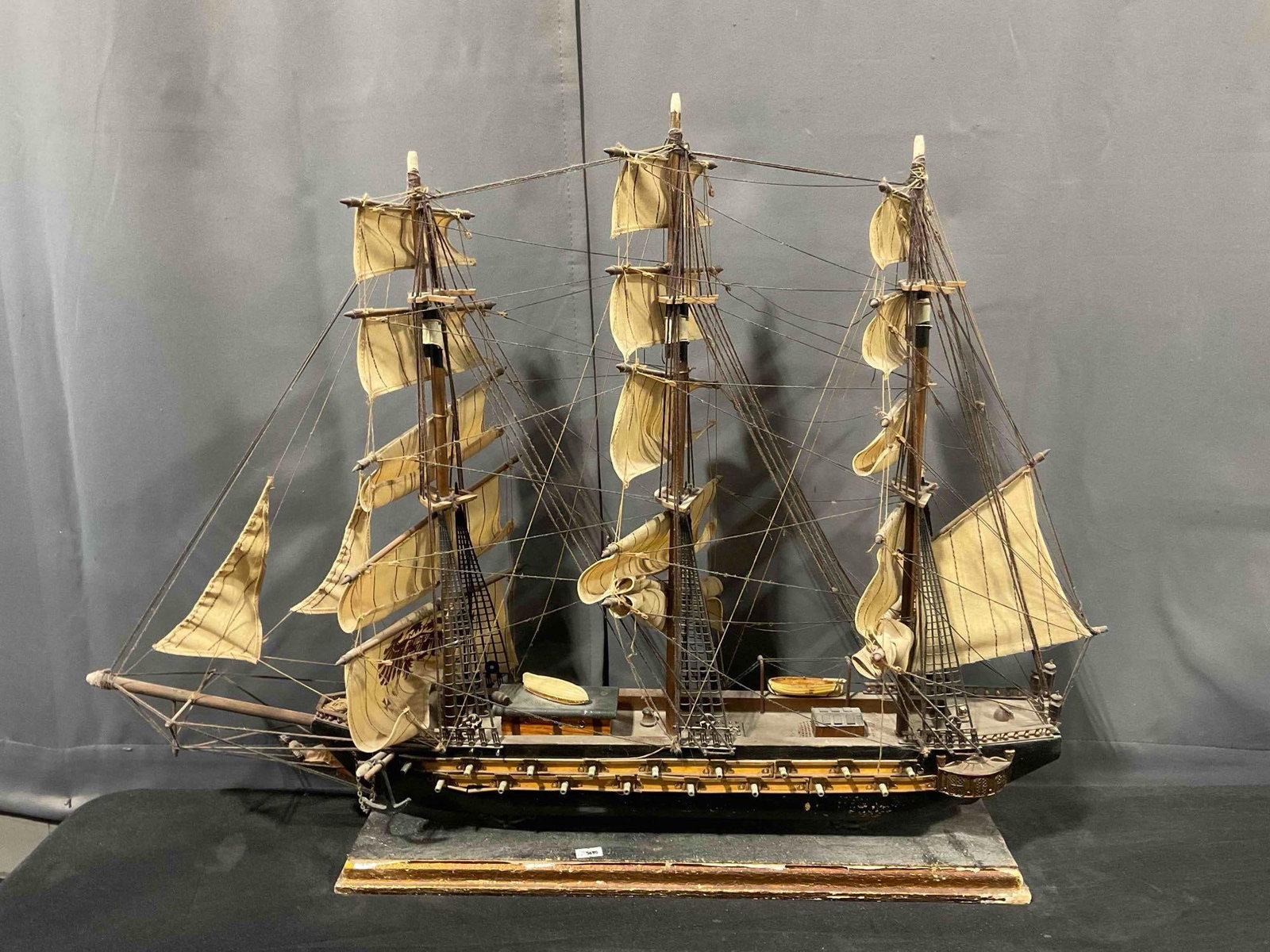 Vintage Spanish Frigate Fragata Espanola Wooden Model Ship on Stand. Very Good Condition. - 6