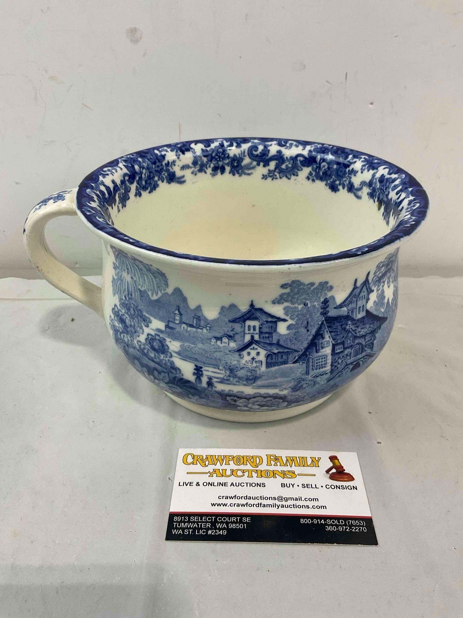 Antique Minton Genevese Pattern Blue & White Porcelain Chamber Pot. Excellent Condition. - 3