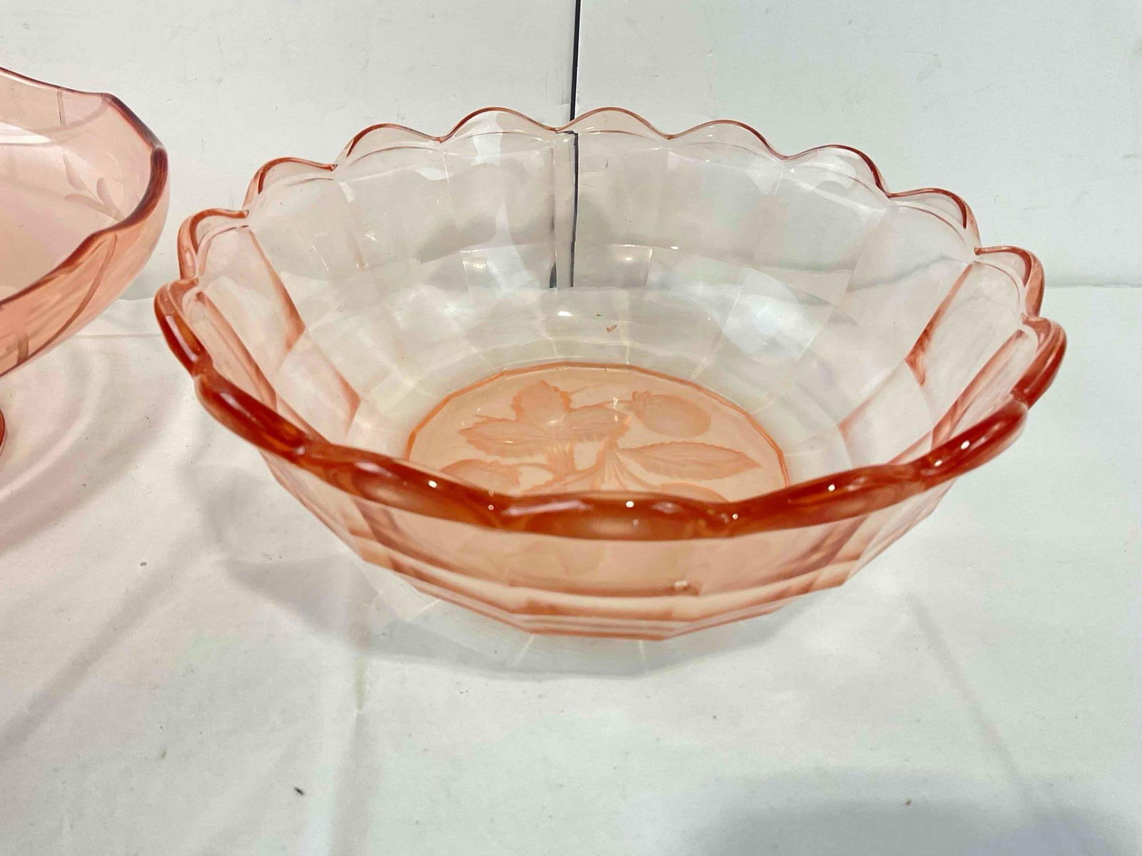 4 pcs Vintage Pink Depression Glass Dishes, incl. 3x Bowls. Excellent Condition. See pics. - 7