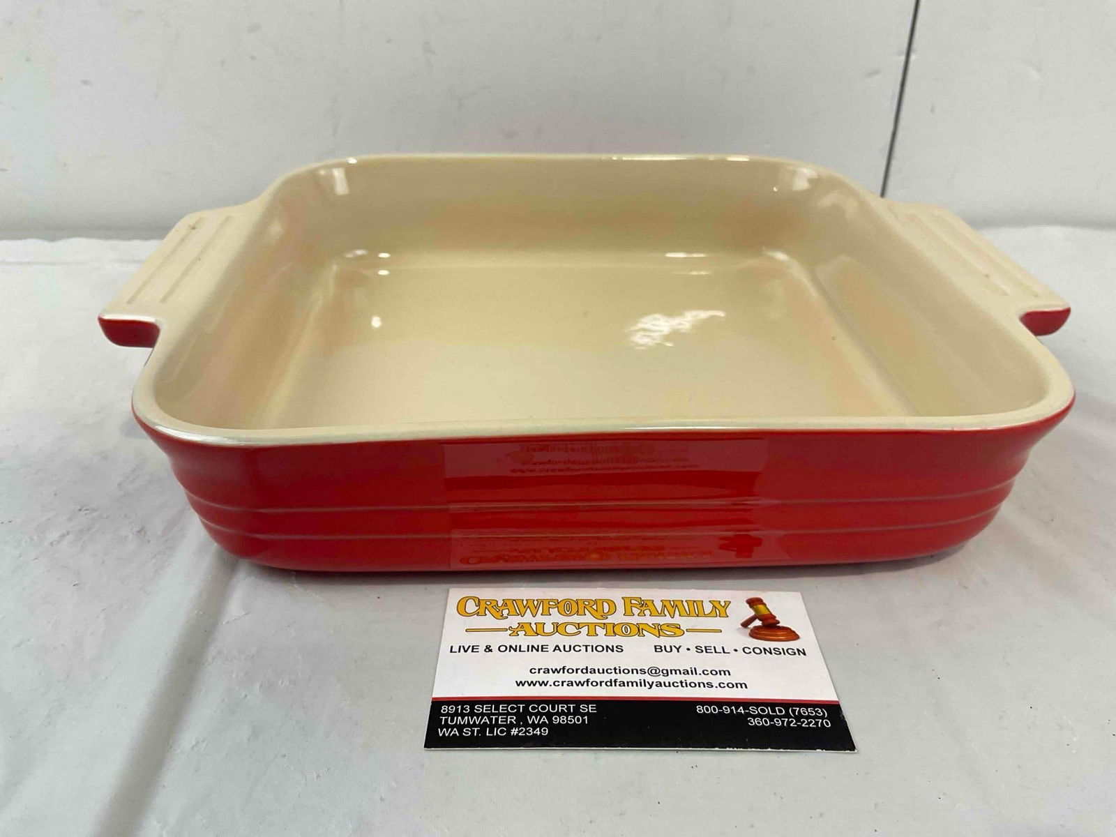 Le Creuset Red Square Stoneware Baking Dish. Excellent Condition. Measures 11" x 9" x 2" - 6