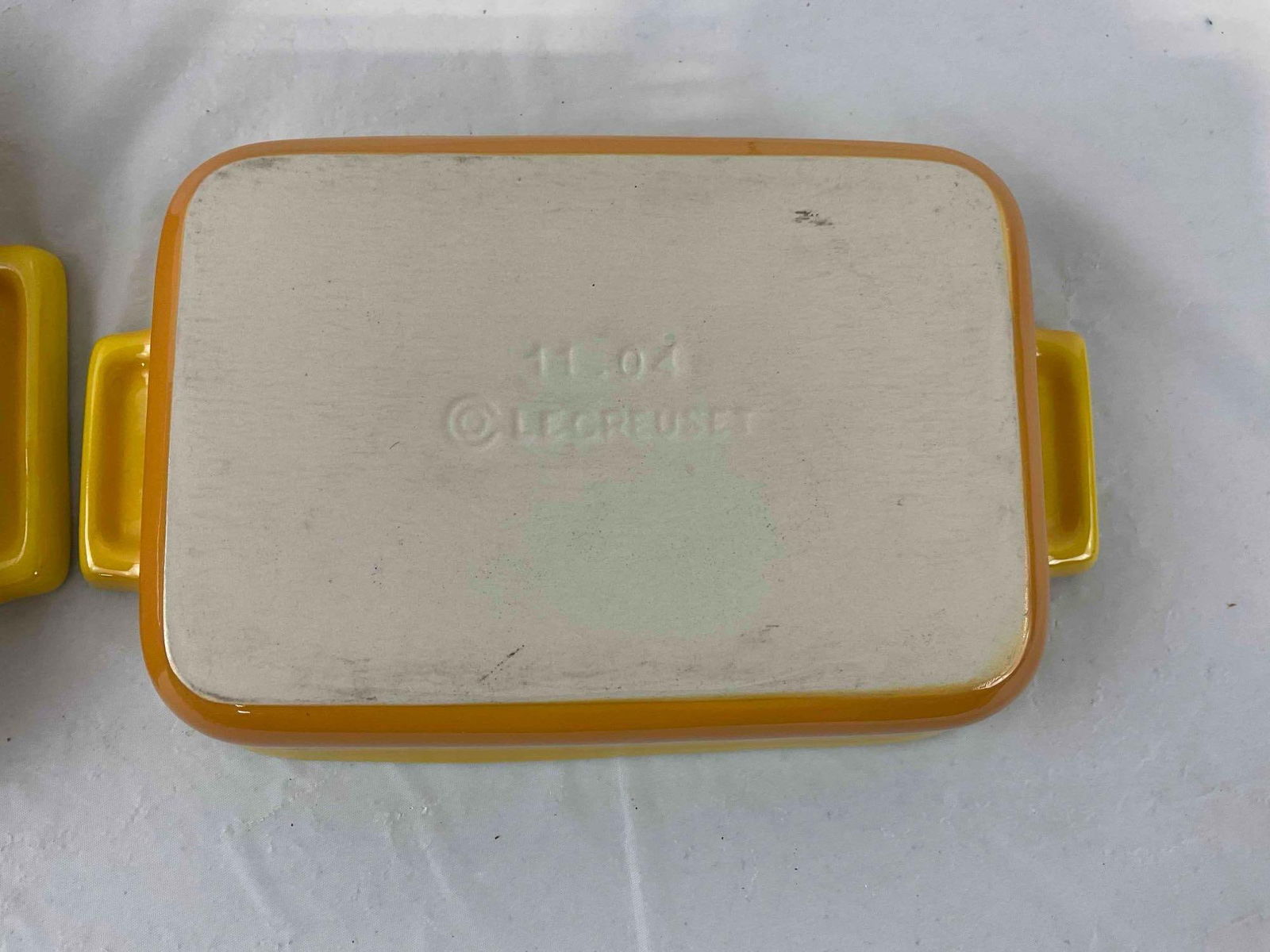 2 pcs Le Creuset Yellow Rectangle Stoneware Baking Dishes. Excellent Condition. See pics. - 7