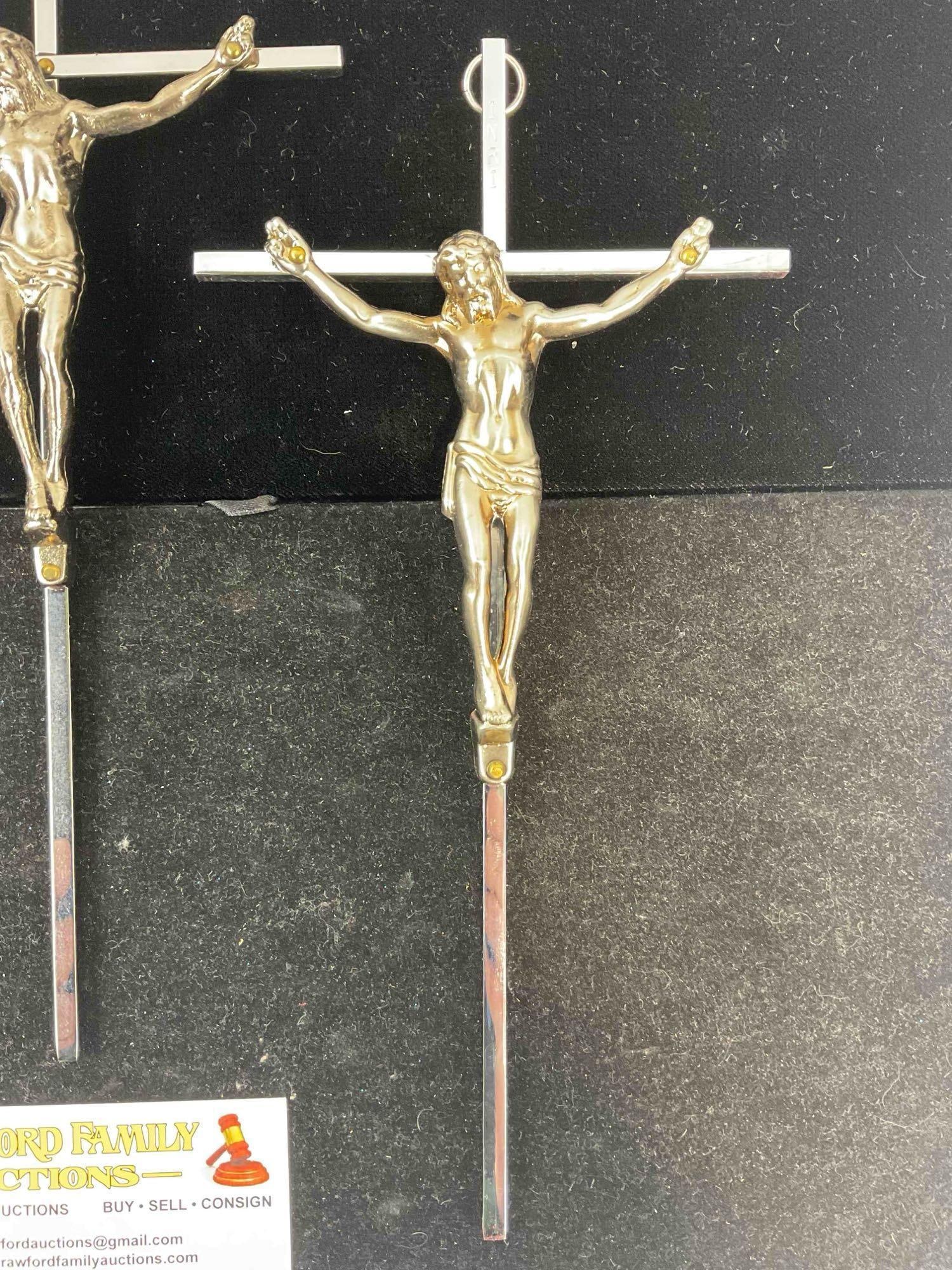 3 pcs Vintage Silver Toned Wall Crucifixes, 1x w/ Celluloid & Silver-plated Details. See pics. - 4