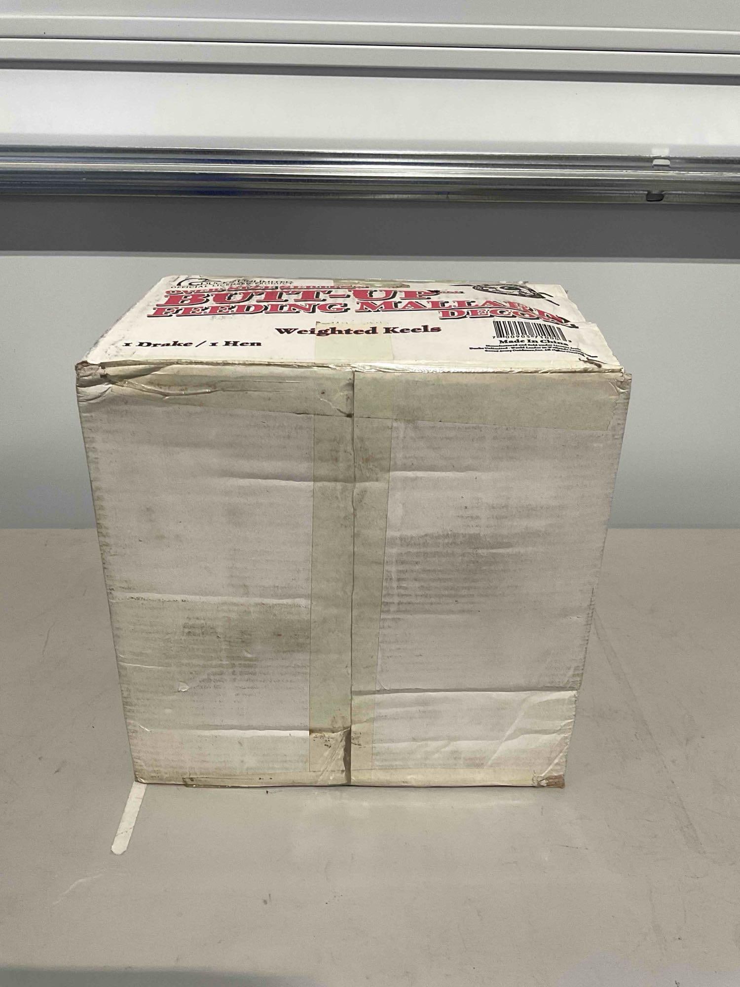 SNIB Greenhead Gear Ducks Unlimited Butt-Up Feeding Mallard Floating Decoys. 1 Drake & 1 Hen - 4