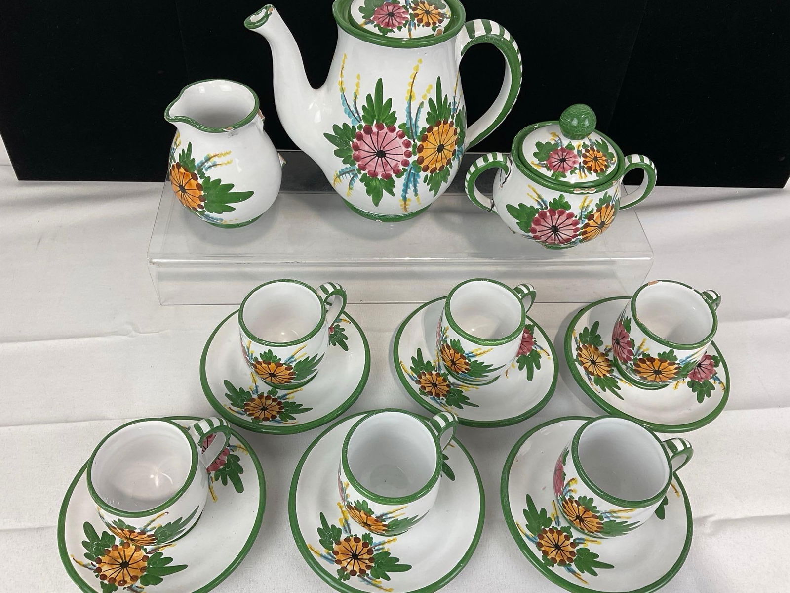 La Vietrese Vietris Italian Porcelain Set, some chips, Handpainted pattern, 15 pieces - 2