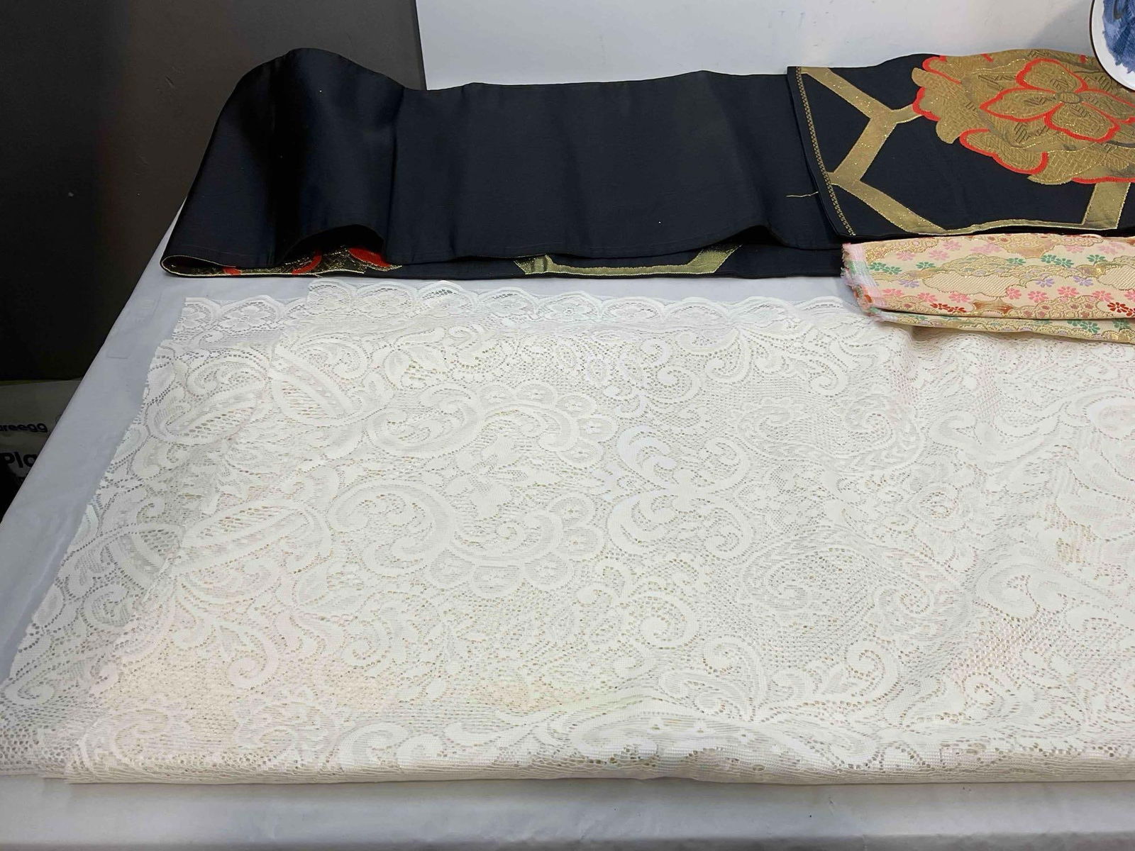 4 pcs Decorative Collection, incl. Japanese Ceramic Bowl, 2x Japanese Textiles & More! See pics. - 4