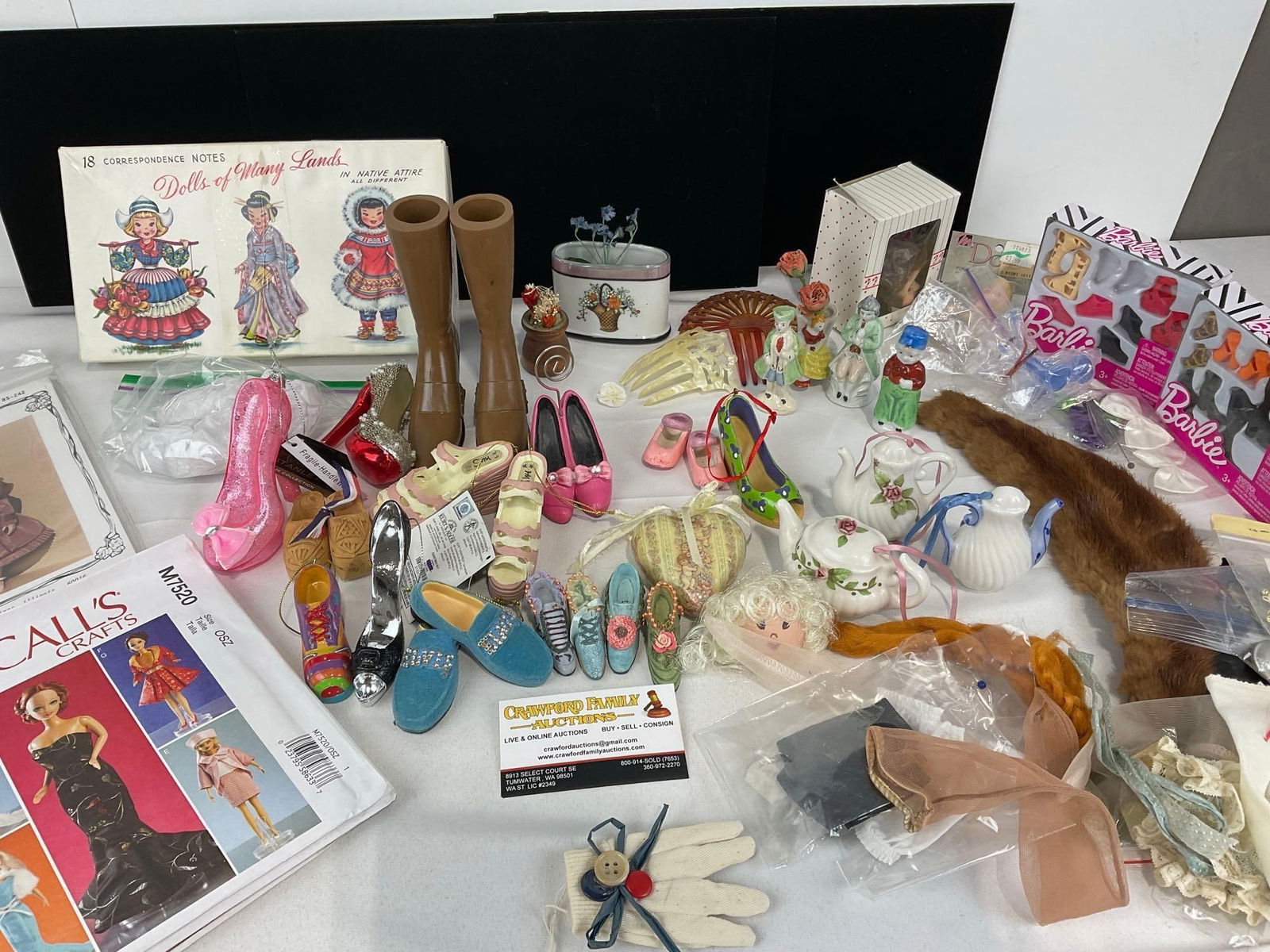 Asst of Doll related Collectibles, Shoe & Teapot Figures, Asst Clothes, Planters, Combs, Patterns - 4