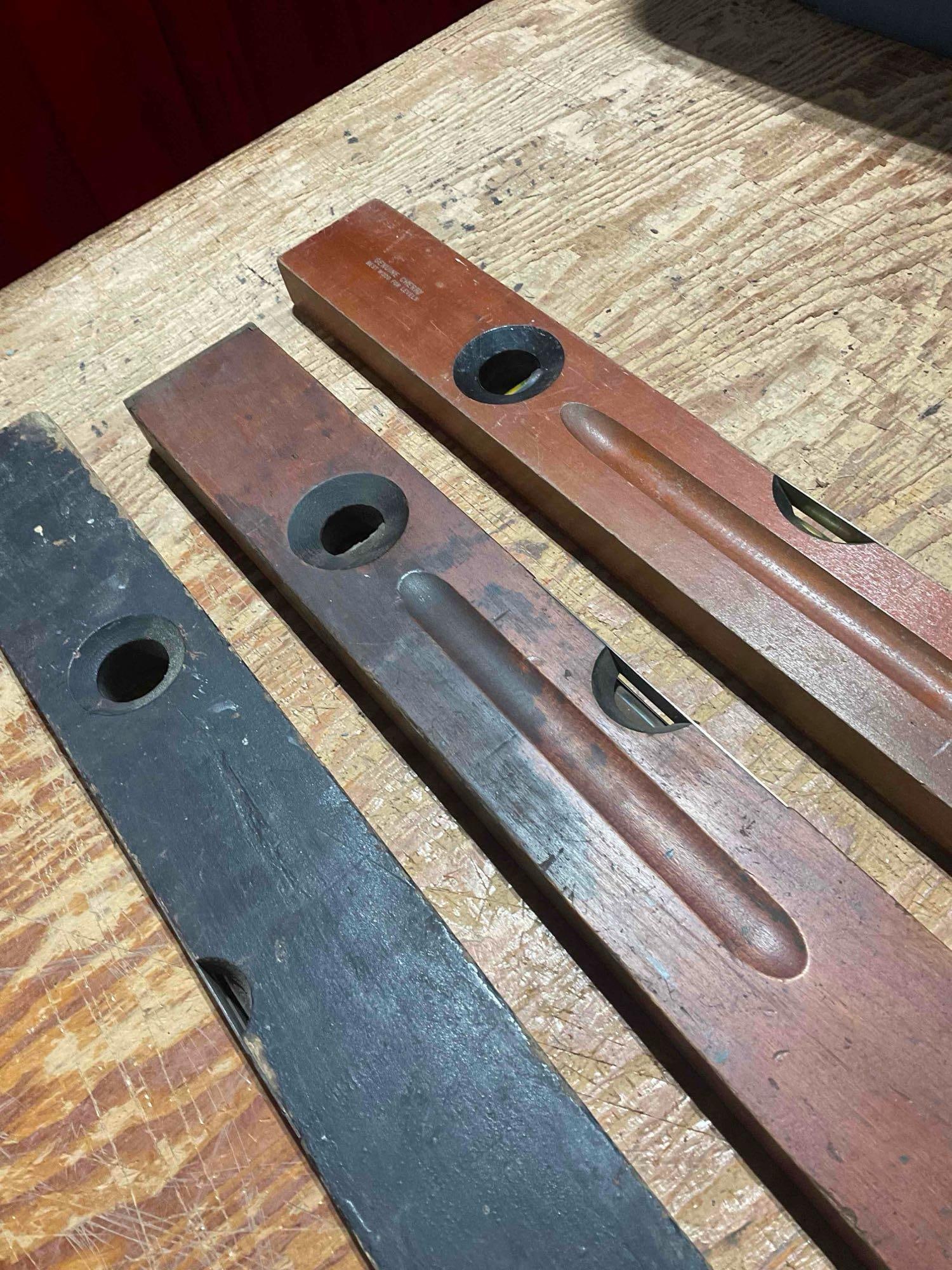 A collection of 3x Vintage Bubble Levels 2x Stanley Brand and 1x Keystone Tool Brand - 4