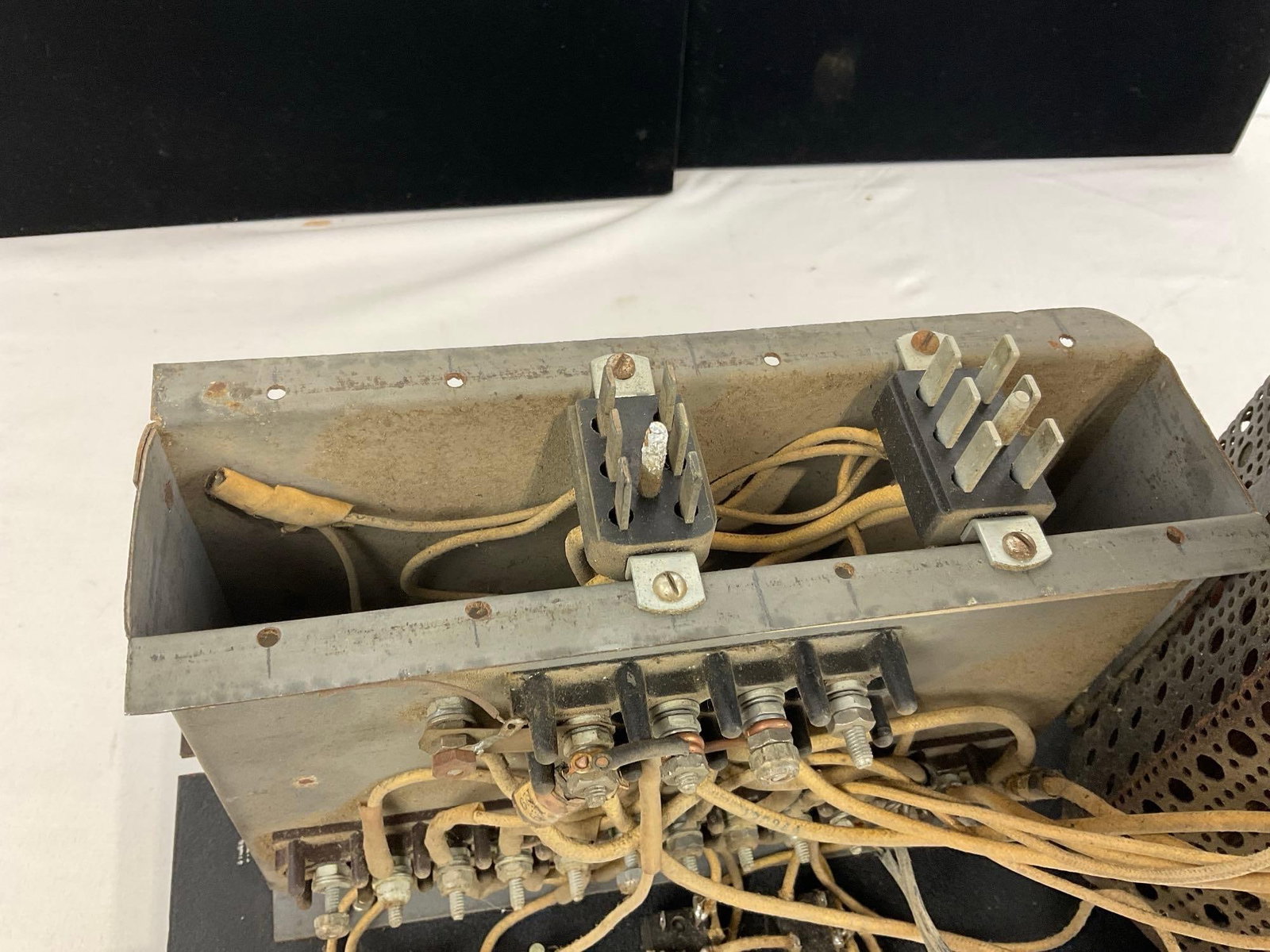 General Radio Co Rack Mounted Test Equipment, approx 10h x 20w x 14d inches - 5