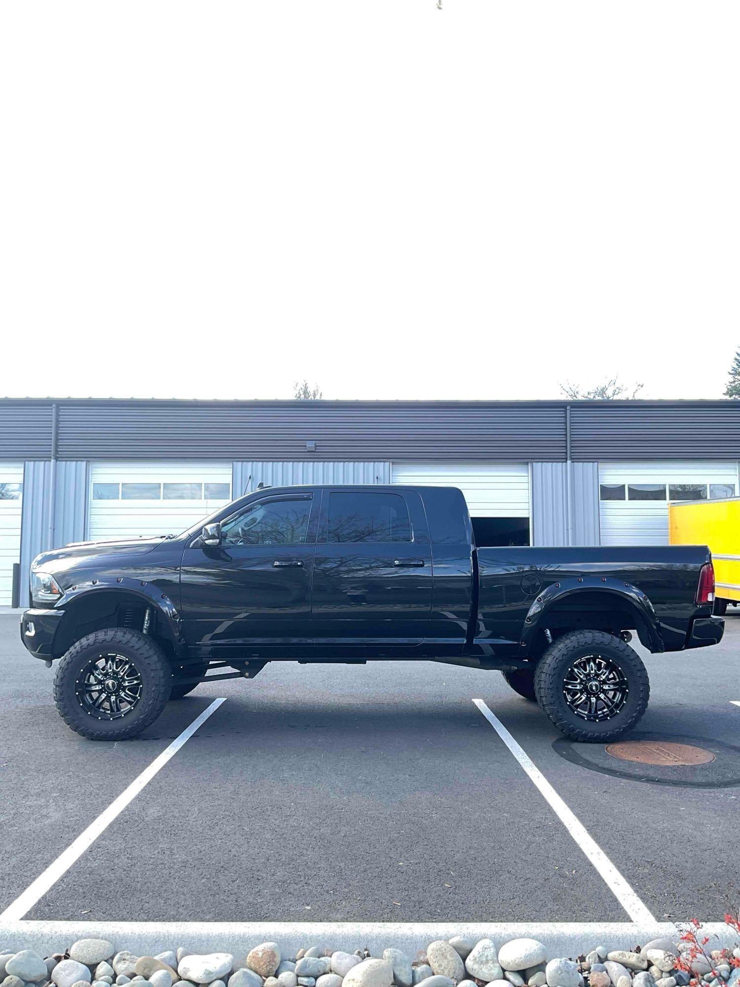 2015 Ram 2500 Laramie 4dr Mega Cab Cummins 6.7L Diesel Turbo 6 speed 4x4 Lifted Pick up 85,000 Mi... - 3