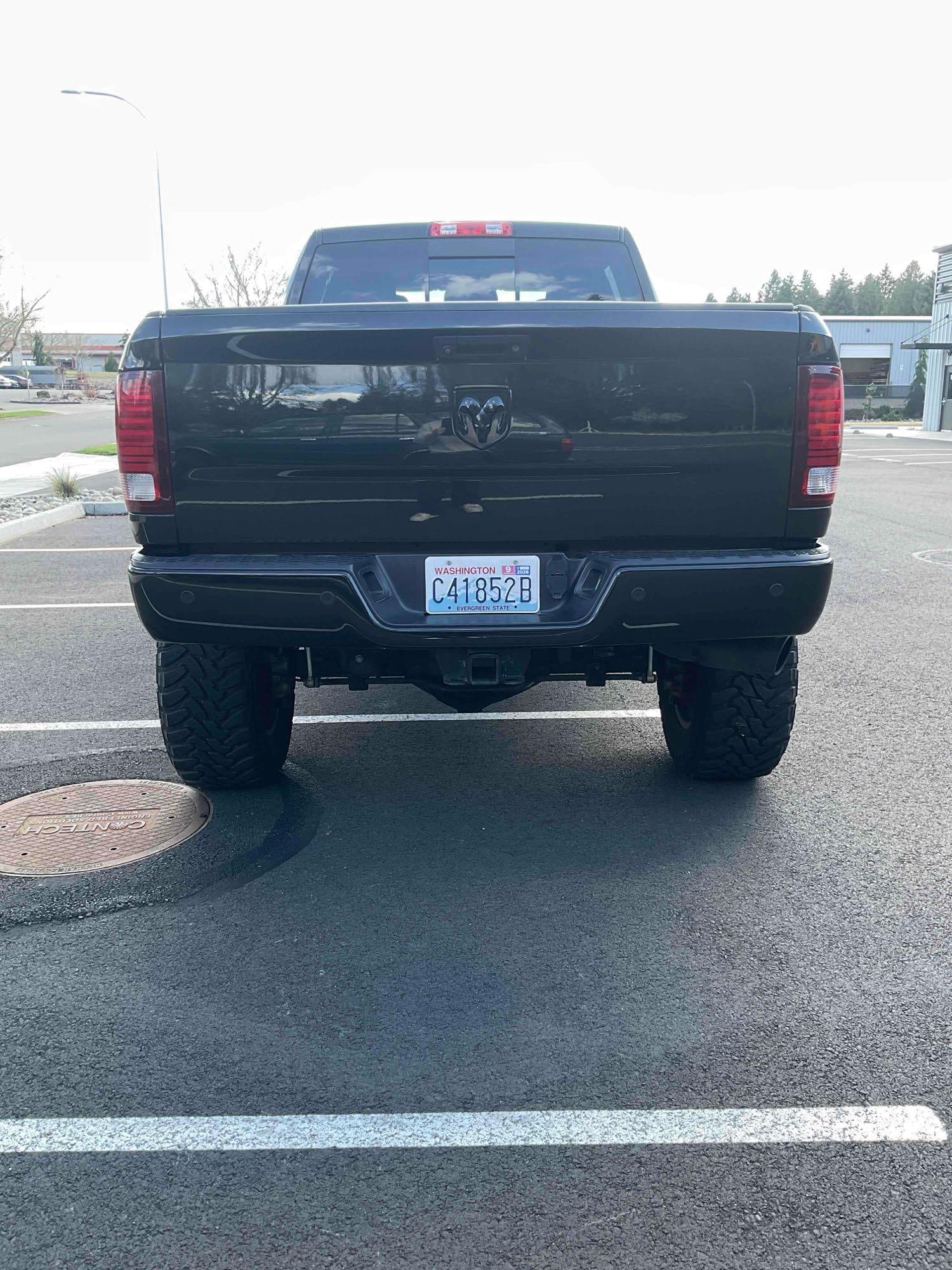 2015 Ram 2500 Laramie 4dr Mega Cab Cummins 6.7L Diesel Turbo 6 speed 4x4 Lifted Pick up 85,000 Mi... - 6