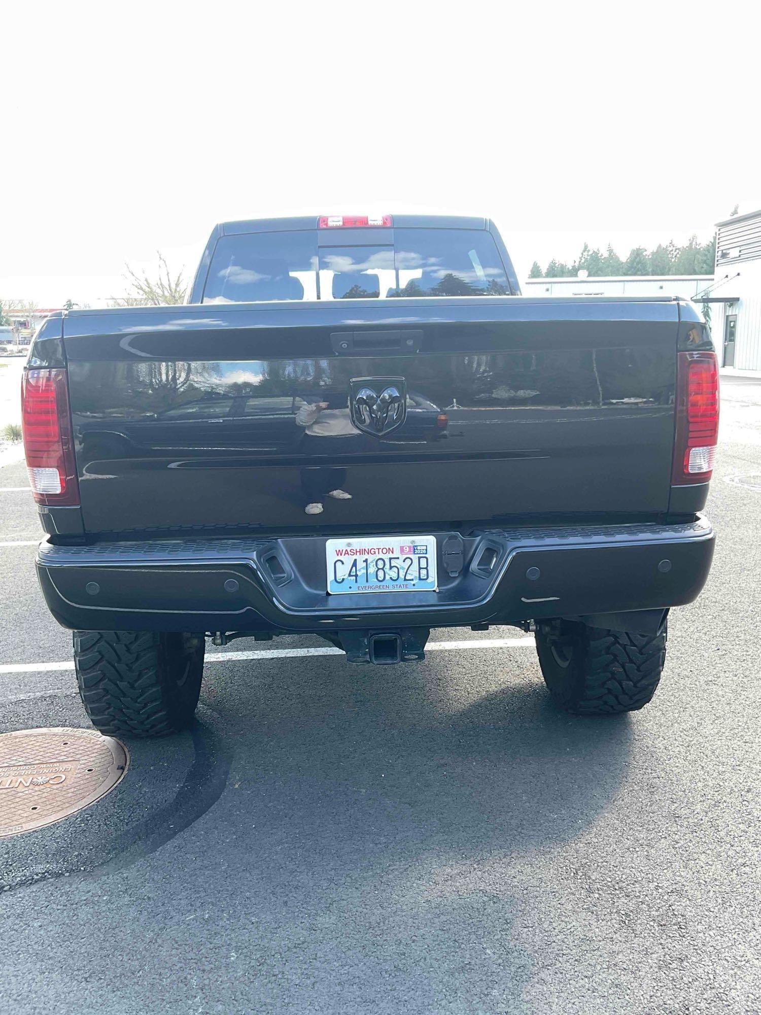 2015 Ram 2500 Laramie 4dr Mega Cab Cummins 6.7L Diesel Turbo 6 speed 4x4 Lifted Pick up 85,000 Mi... - 9