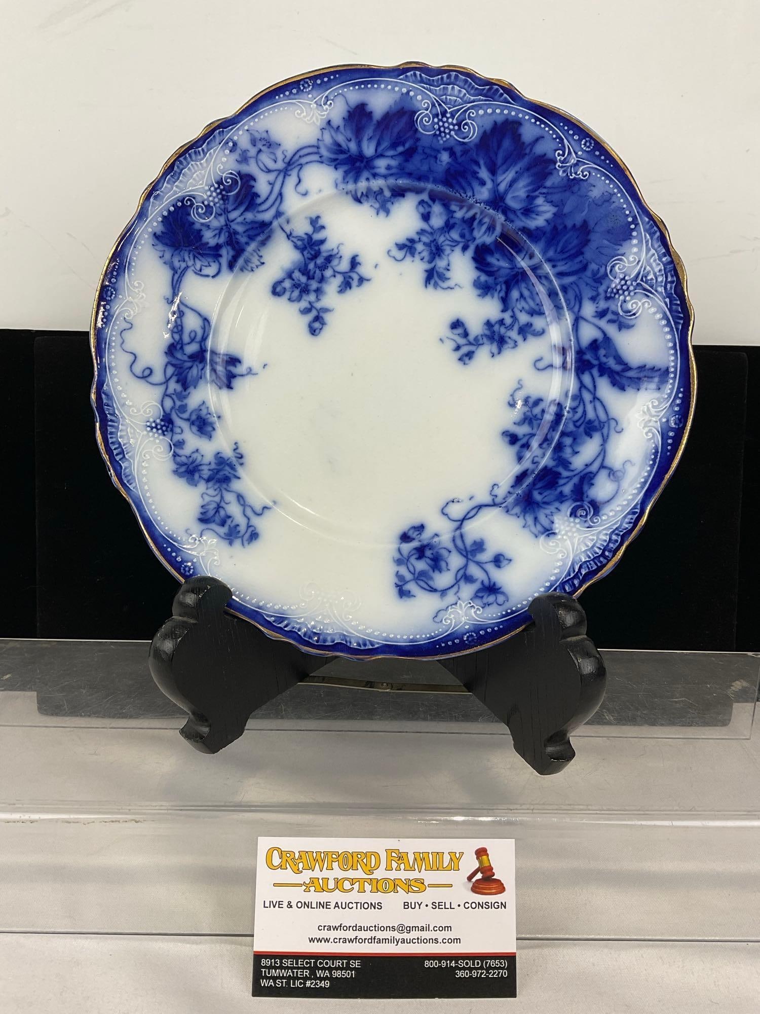 Antique Late 19th Century Wedgwood & Co England Vine Pattern, Blue Flow Dinner Plate, 2h x 10w x ...: Appears to be in good shape. The piece measures approx 2h x 10w x 10d inches. See pics. E-5520 
