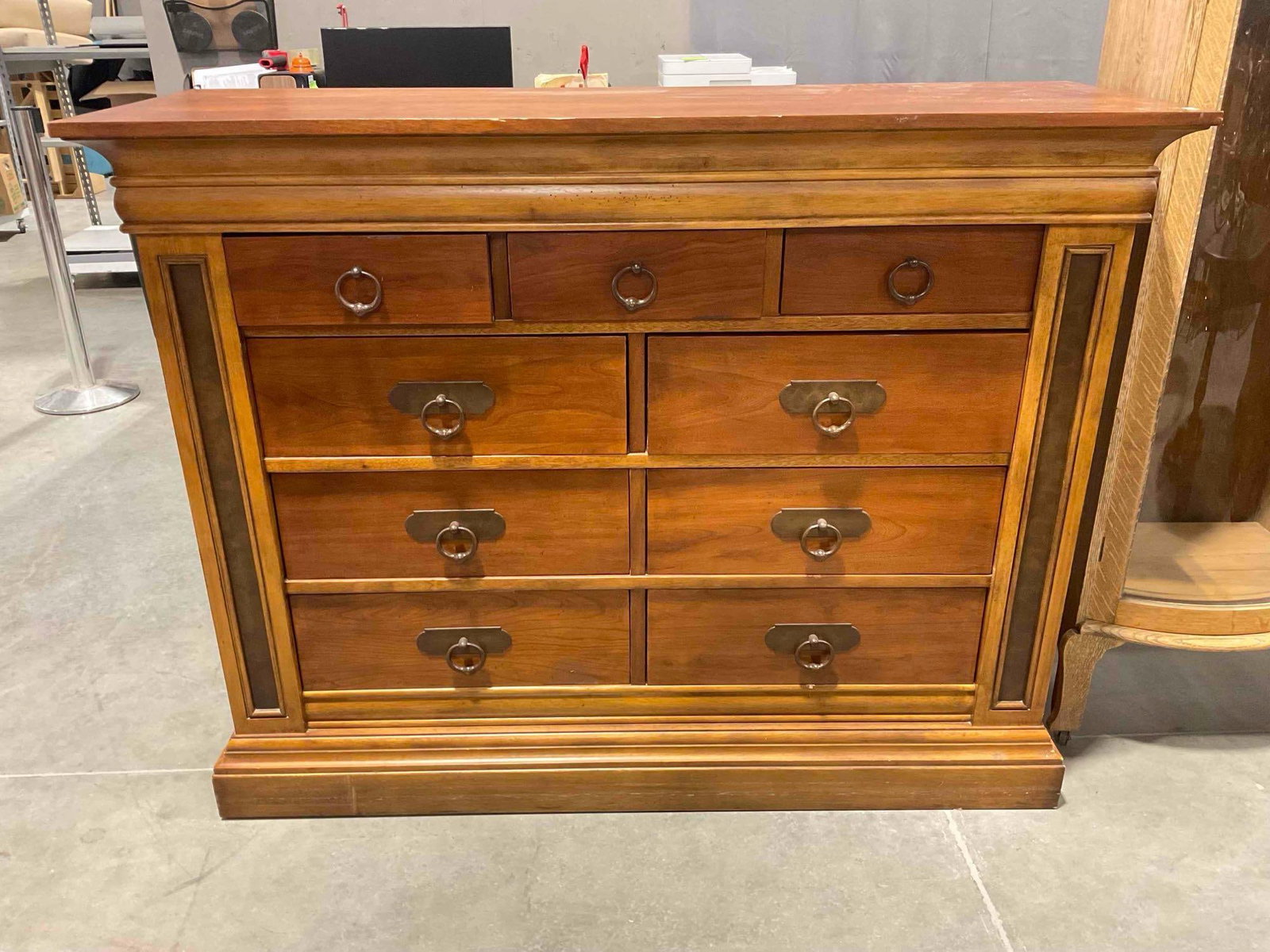 Klaussner "Dick Idol" Cherry / Maple finish Rustic Dresser w/ 9 Drawers. Very Good Condition. (1 of 10)