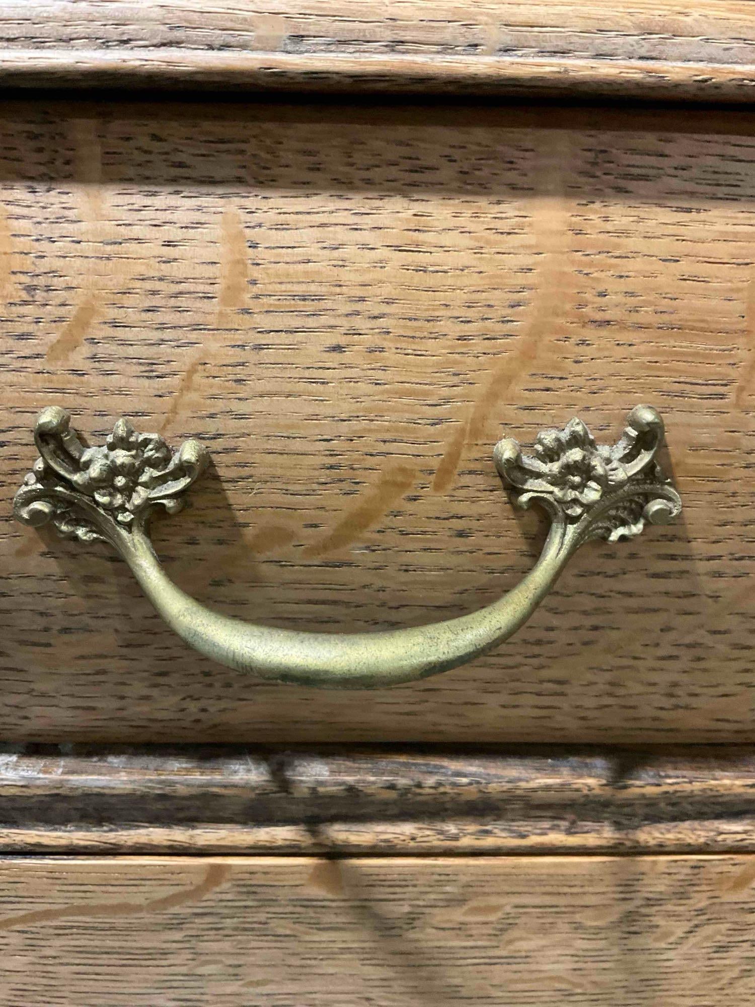 Gorgeous Antique Tiger Oak Side-by-Side Curio Cabinet Secretary Desk. Very Good Condition. - 8