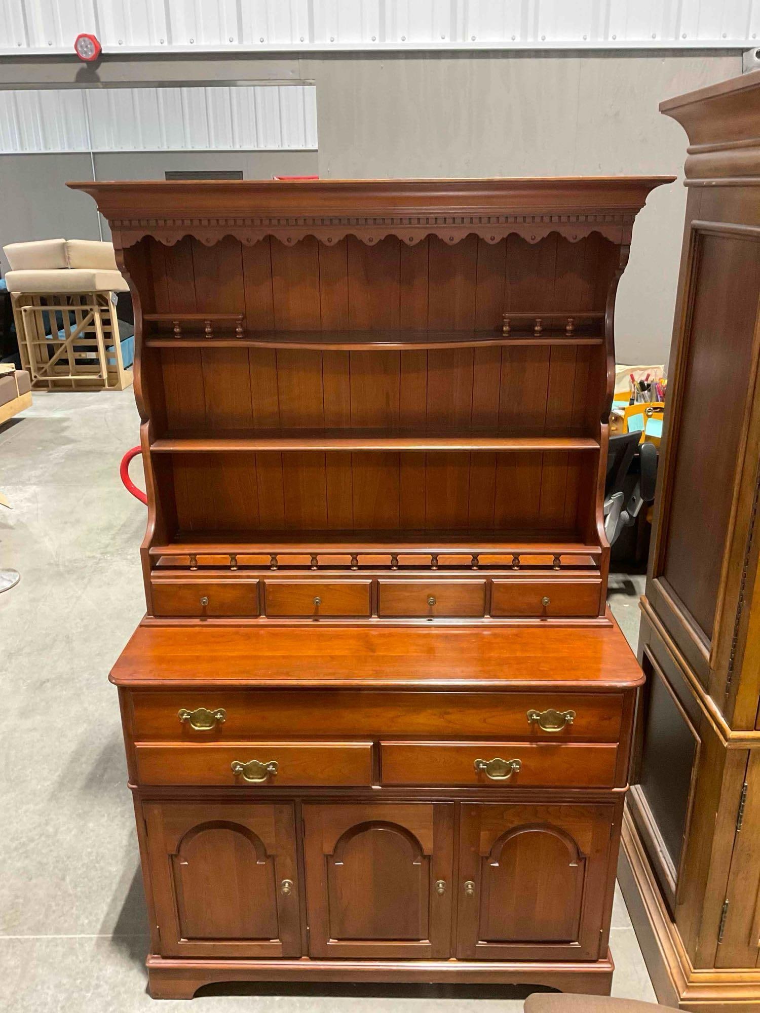 Vintage Pennsylvania House Cherry Wood 2-Piece China Hutch. Excellent Condition. See pics. (1 of 10)