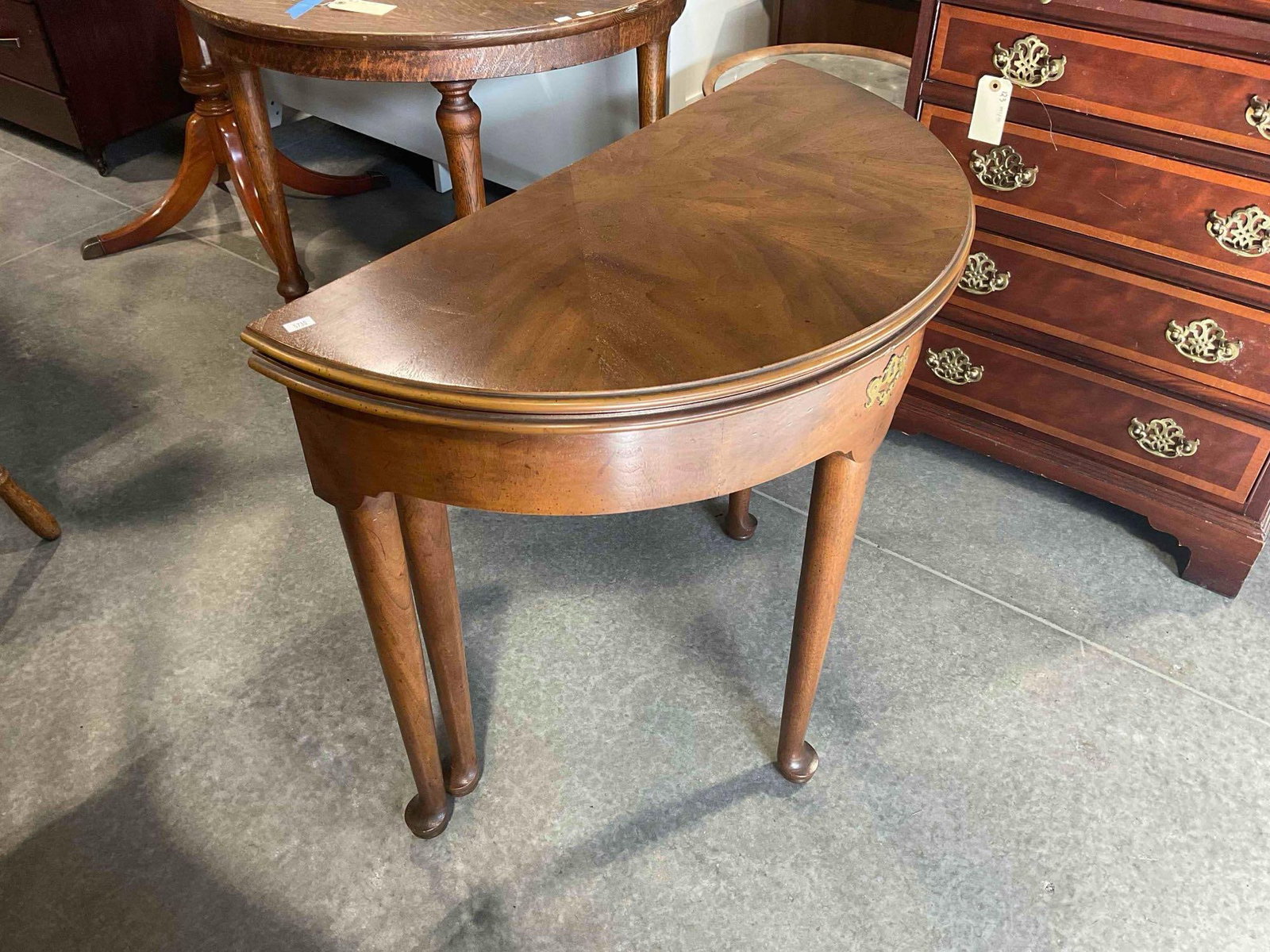 Vintage Henredon Walnut? Wood Demilune Flip Top Card Console Table. Excellent Condition. - 3
