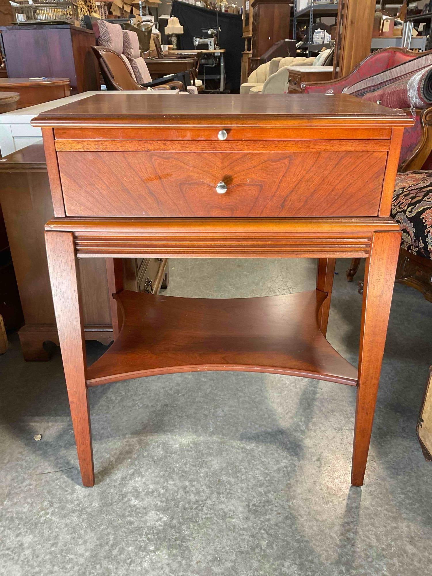 Bombay Co. Mahogany Finish 2-Tier Nightstand w/ Drawer & Tray. Excellent Condition. See pics.: Bombay Co. Mahogany Finish 2-Tier Nightstand w/ Drawer & Tray. Excellent Condition. Measures 22" x 16" x 29" DM-5730 *Freight Required if shipped, Buyer Arranged/Responsibility* 