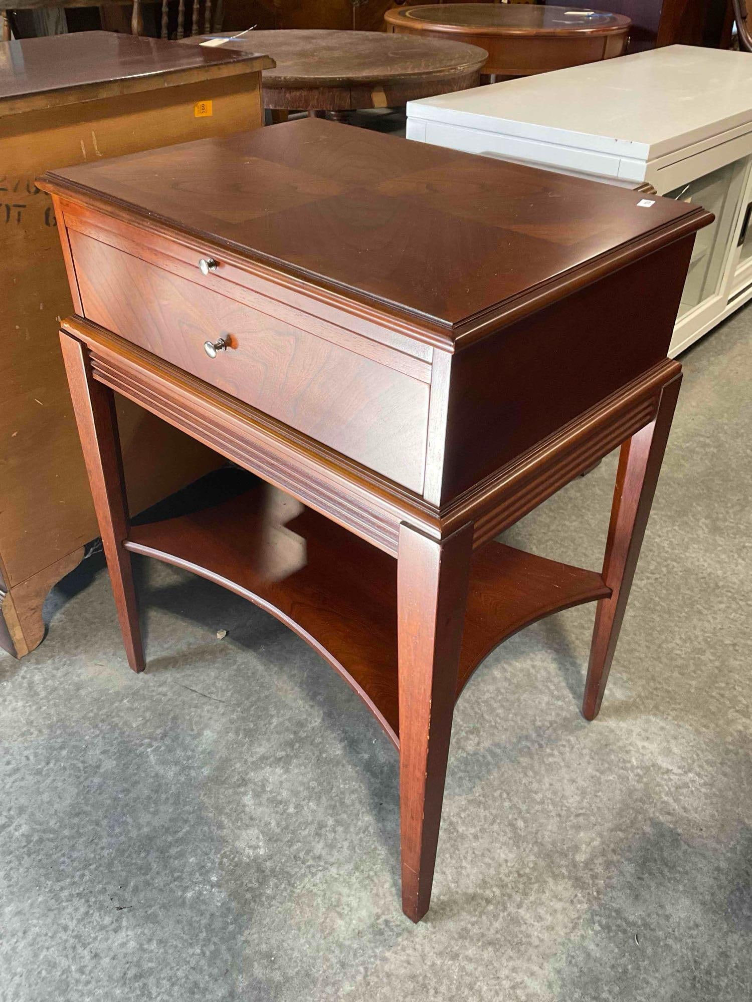 Bombay Co. Mahogany Finish 2-Tier Nightstand w/ Drawer & Tray. Very Good Condition. See pics. - 2