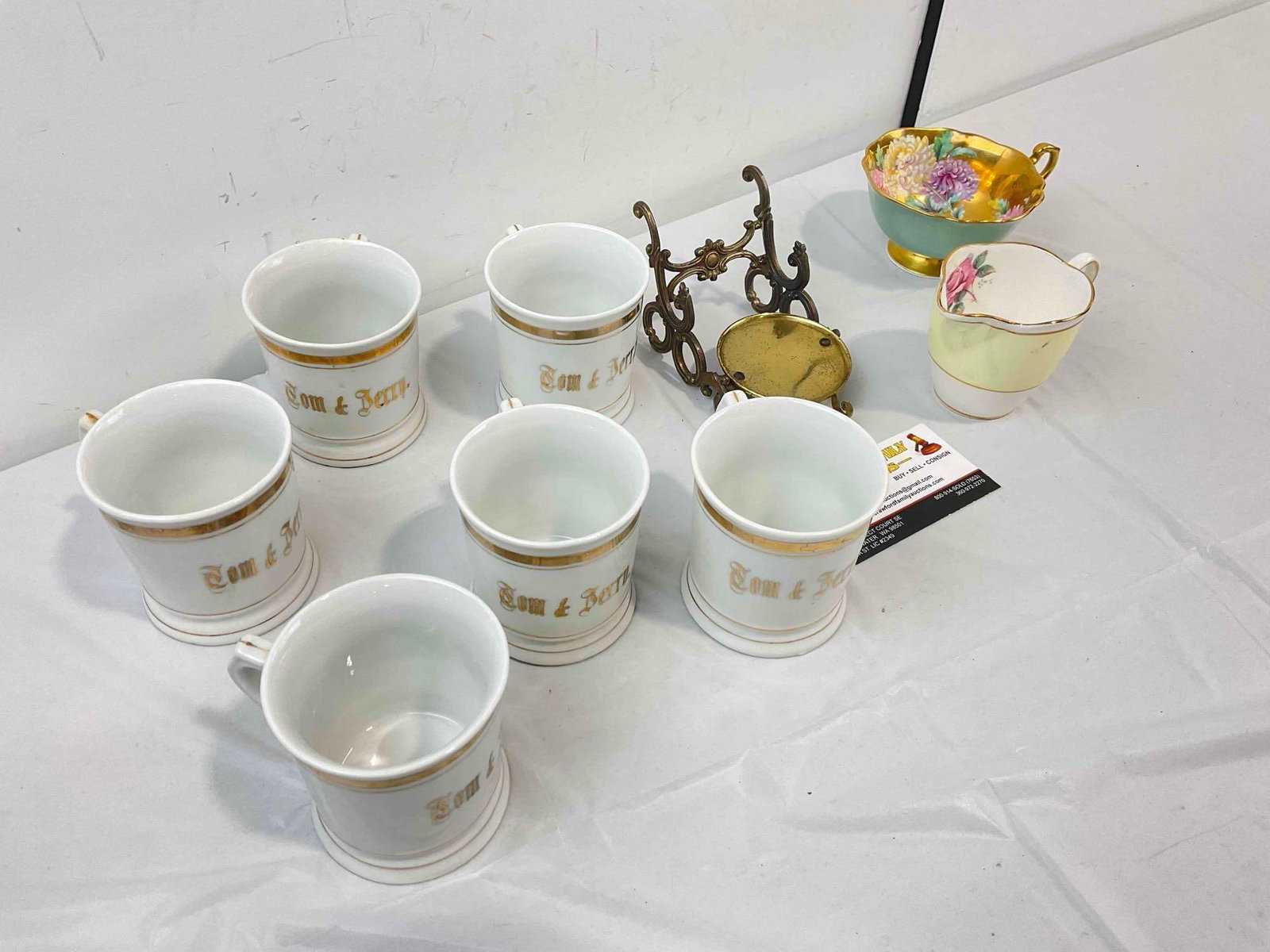 9 pcs Charming Vintage Collection, incl. 6x Ceramic Tom & Jerry Mugs & More! Very Good Cond. - 3