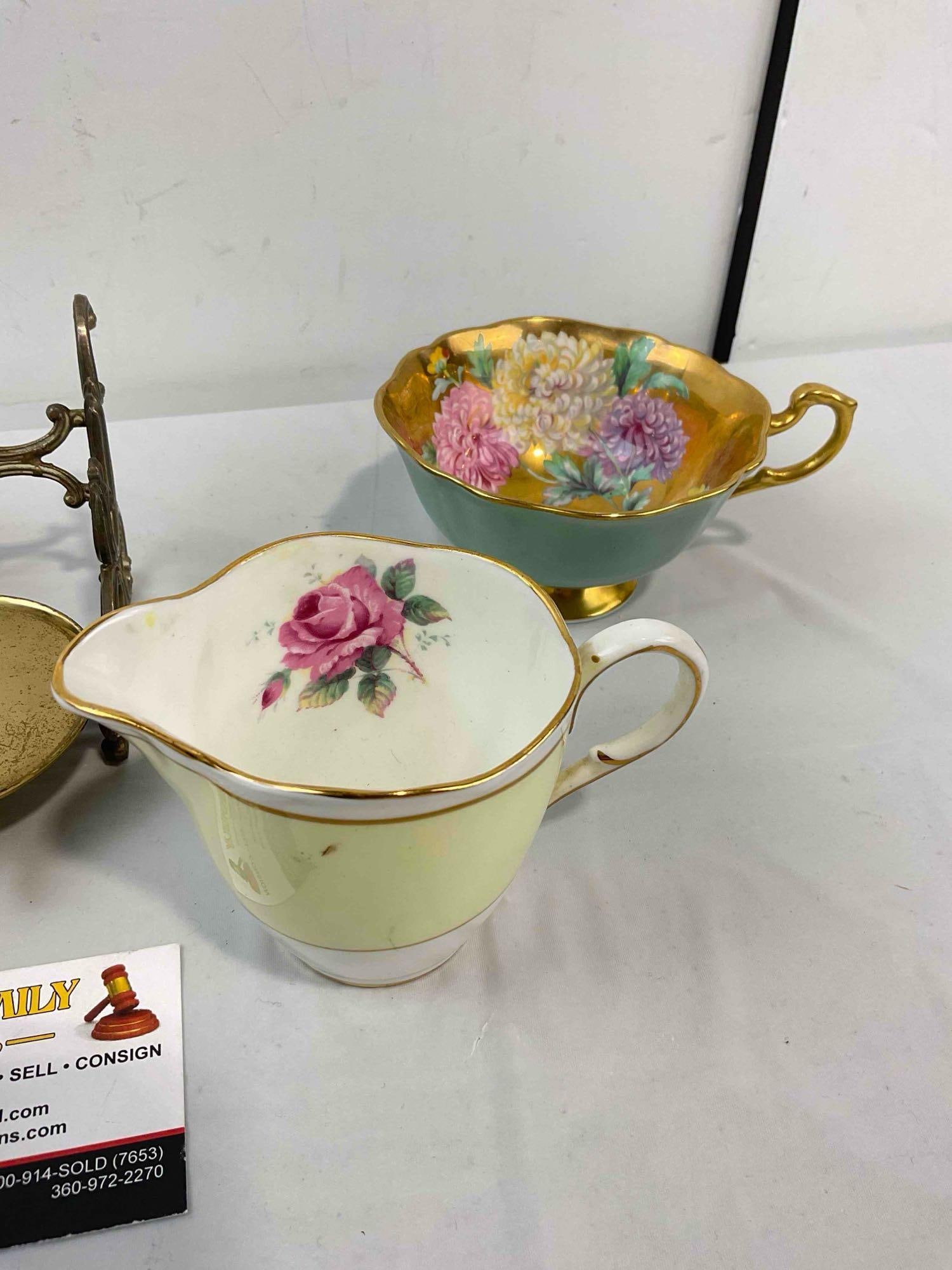 9 pcs Charming Vintage Collection, incl. 6x Ceramic Tom & Jerry Mugs & More! Very Good Cond. - 6