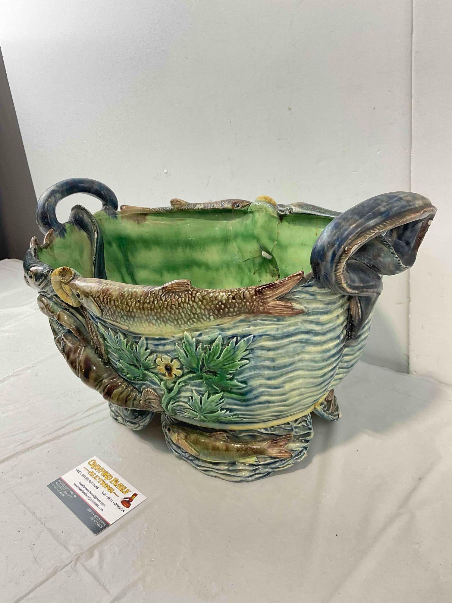 Incredible Antique French Palissy Style Magolica Pottery Jardiniere w/ Marine Life Details. Fair - 6