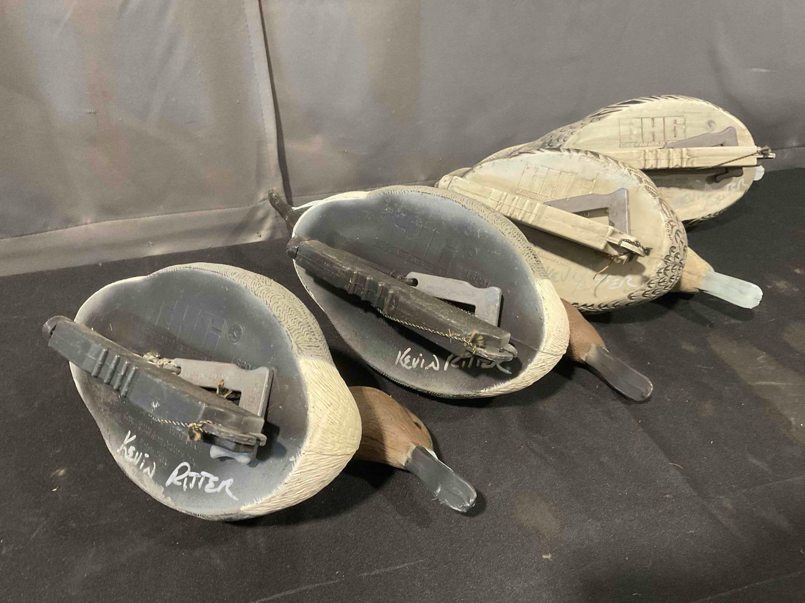 4 pcs Greenhead Gear Life-size Plastic Pintail Duck Decoys, Hens & Drakes. Very Good Condition. - 7