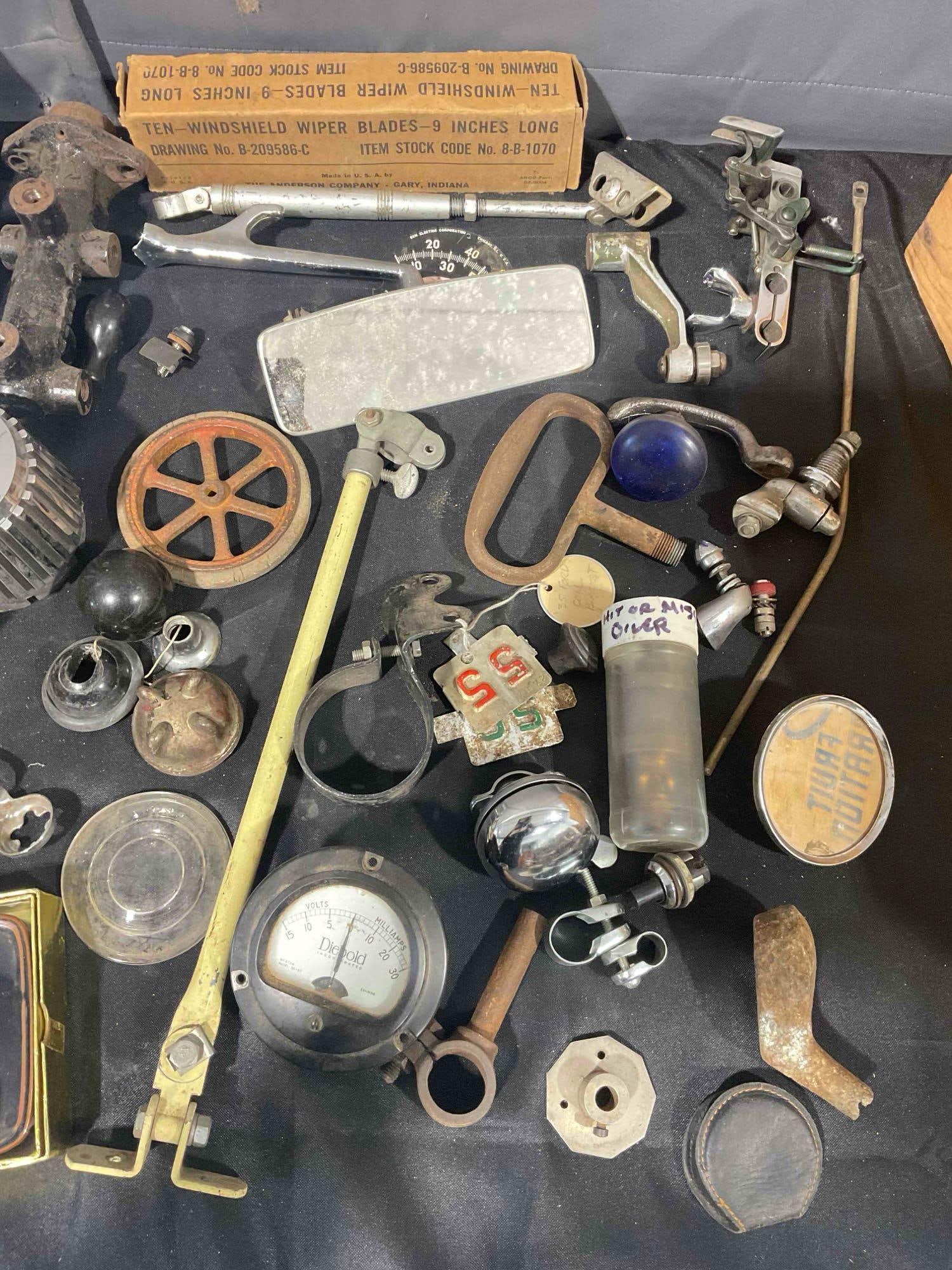 30+ pcs Vintage Car Parts & Assorted Mechanical Pieces, incl. Mirrors, Gauges & More! See pics. - 2