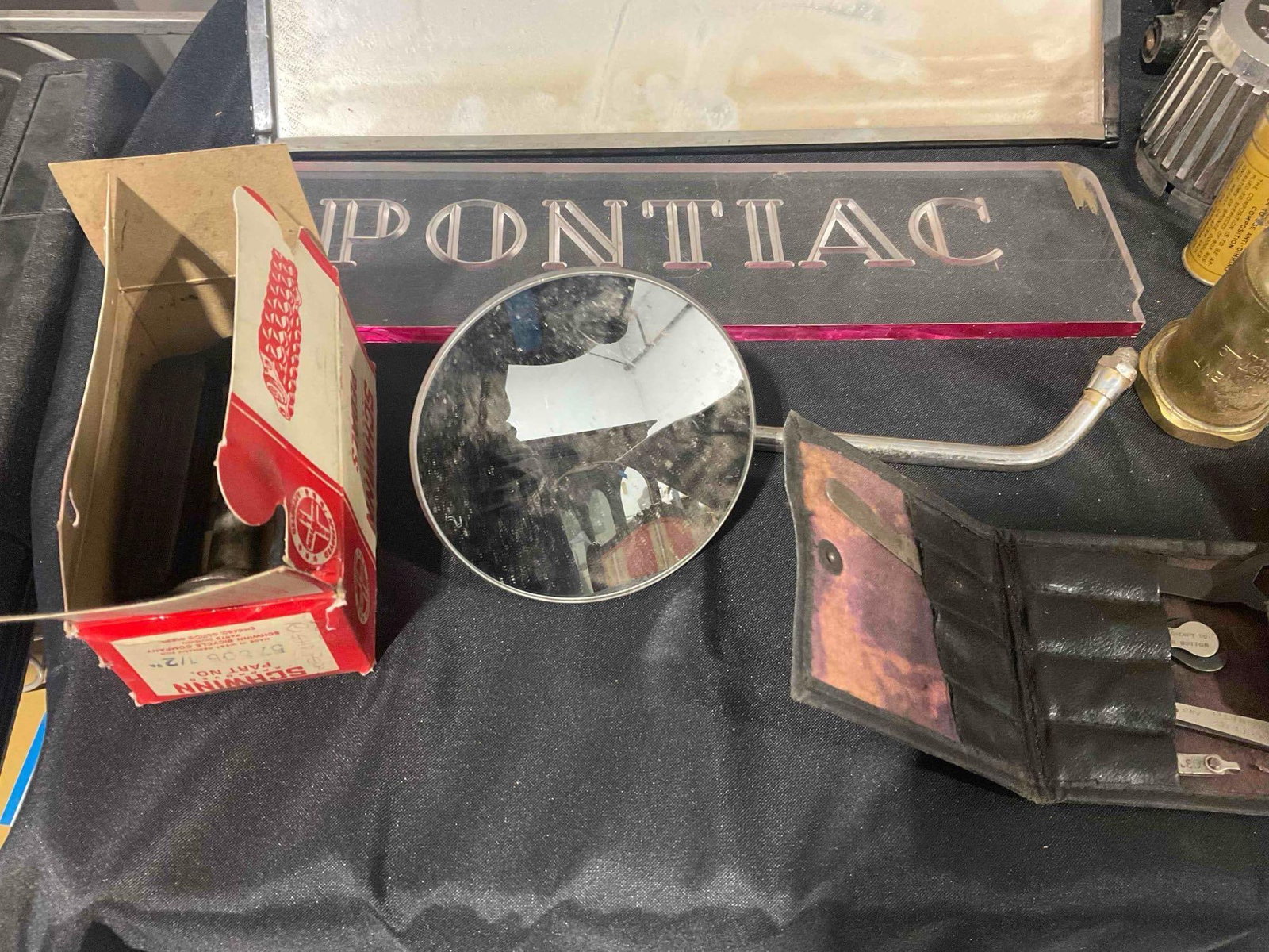 30+ pcs Vintage Car Parts & Assorted Mechanical Pieces, incl. Mirrors, Gauges & More! See pics. - 4