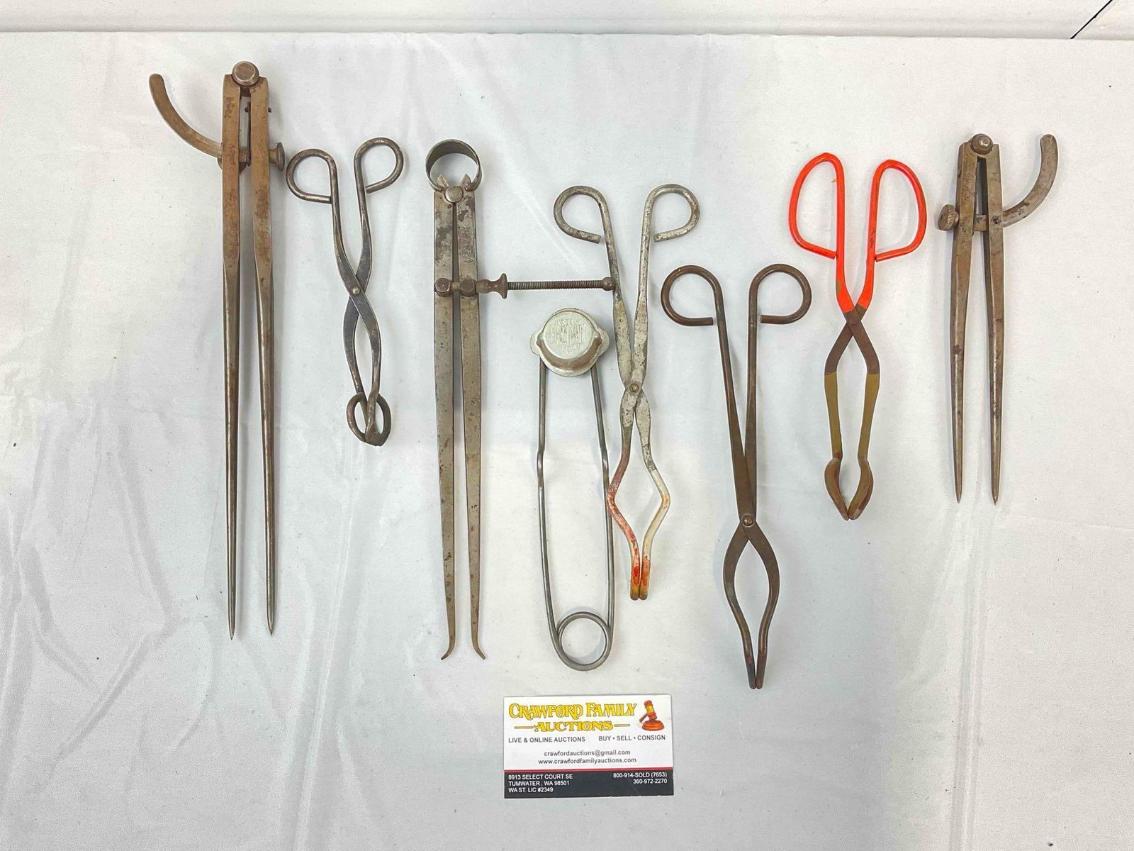8 pcs Vintage Hand Tools, incl. Tongs, Machinist Wing Divider Compasses & More! See pics. (1 of 7)